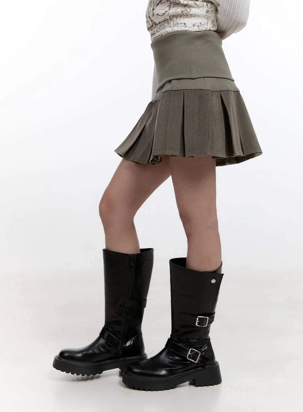 Cotton Pleated Mini Skirt CN425 - Image 3