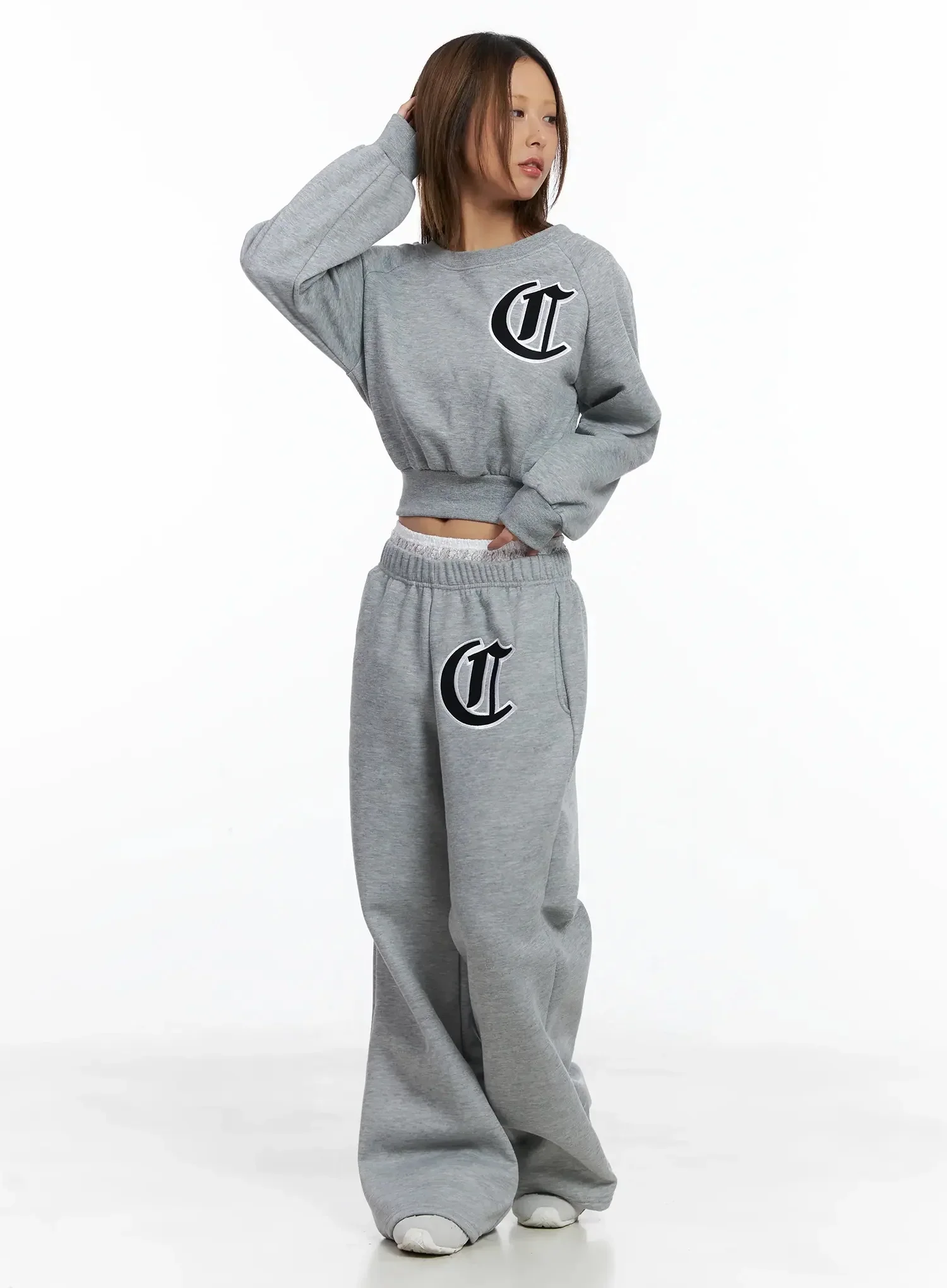 Cozy Graphic Thermal Crop Sweatshirt IN528 - Image 4