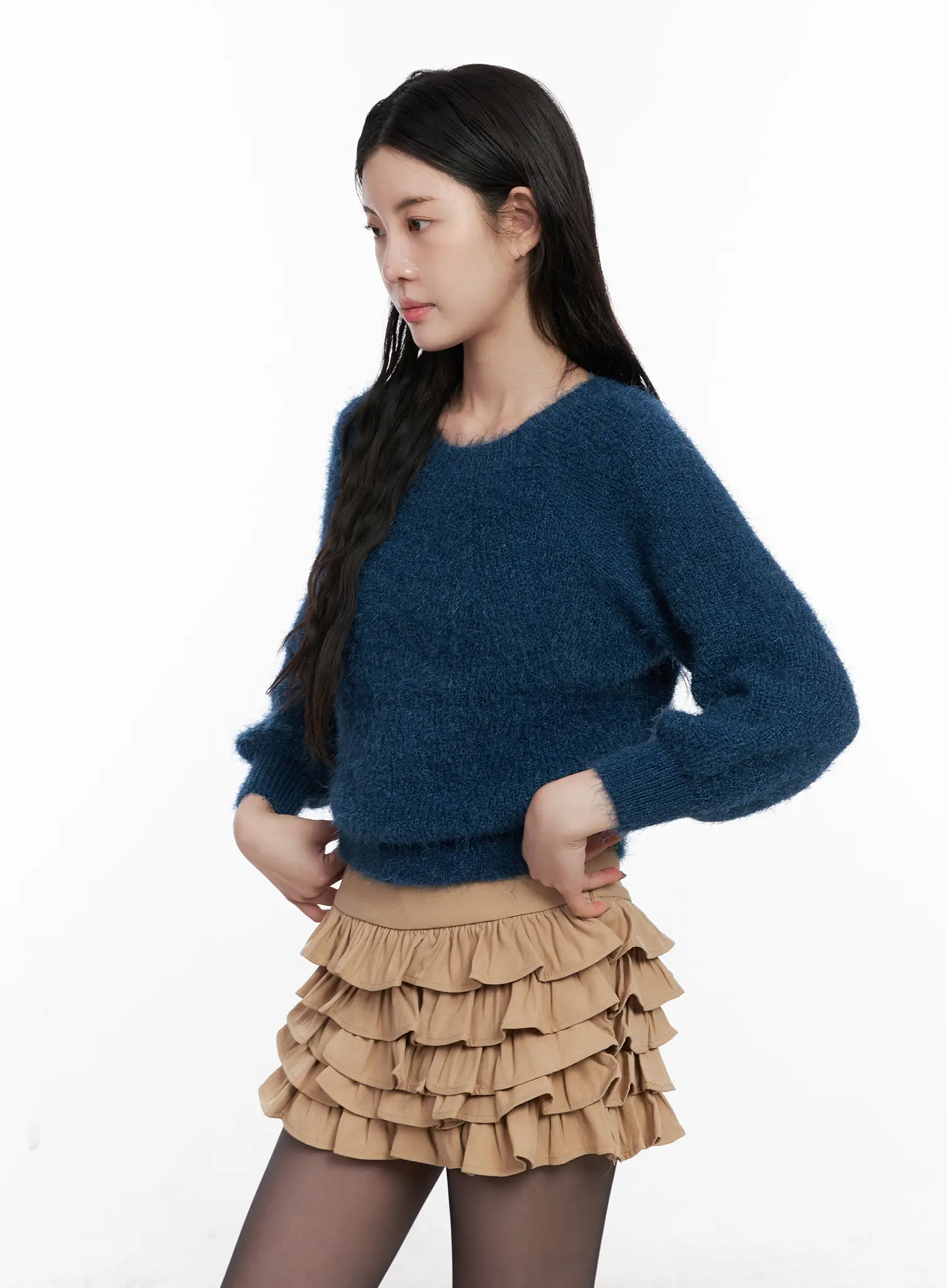 Cozy Round Neck Sweater CN512 - Image 5