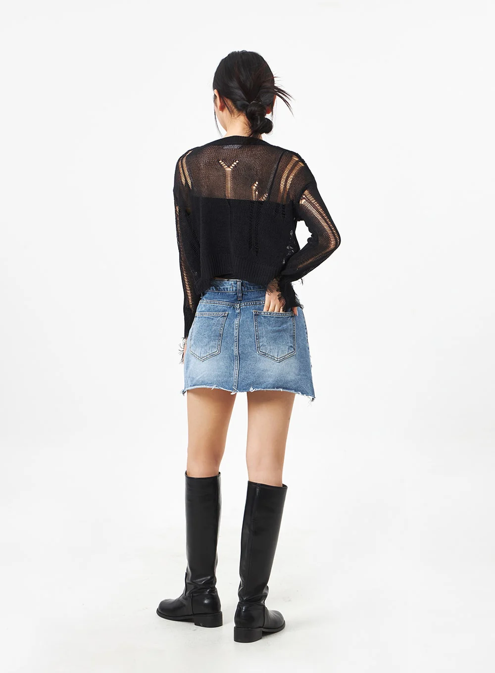 Crewneck Ripped Sweater CA307 - Image 12