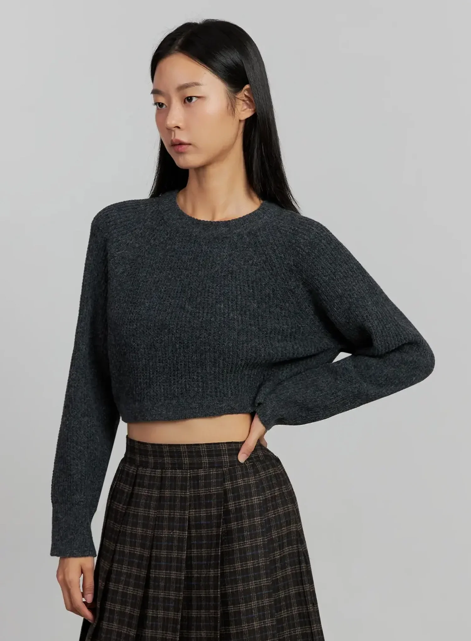 Cropped Crewneck Knit Top IJ502 - Image 15
