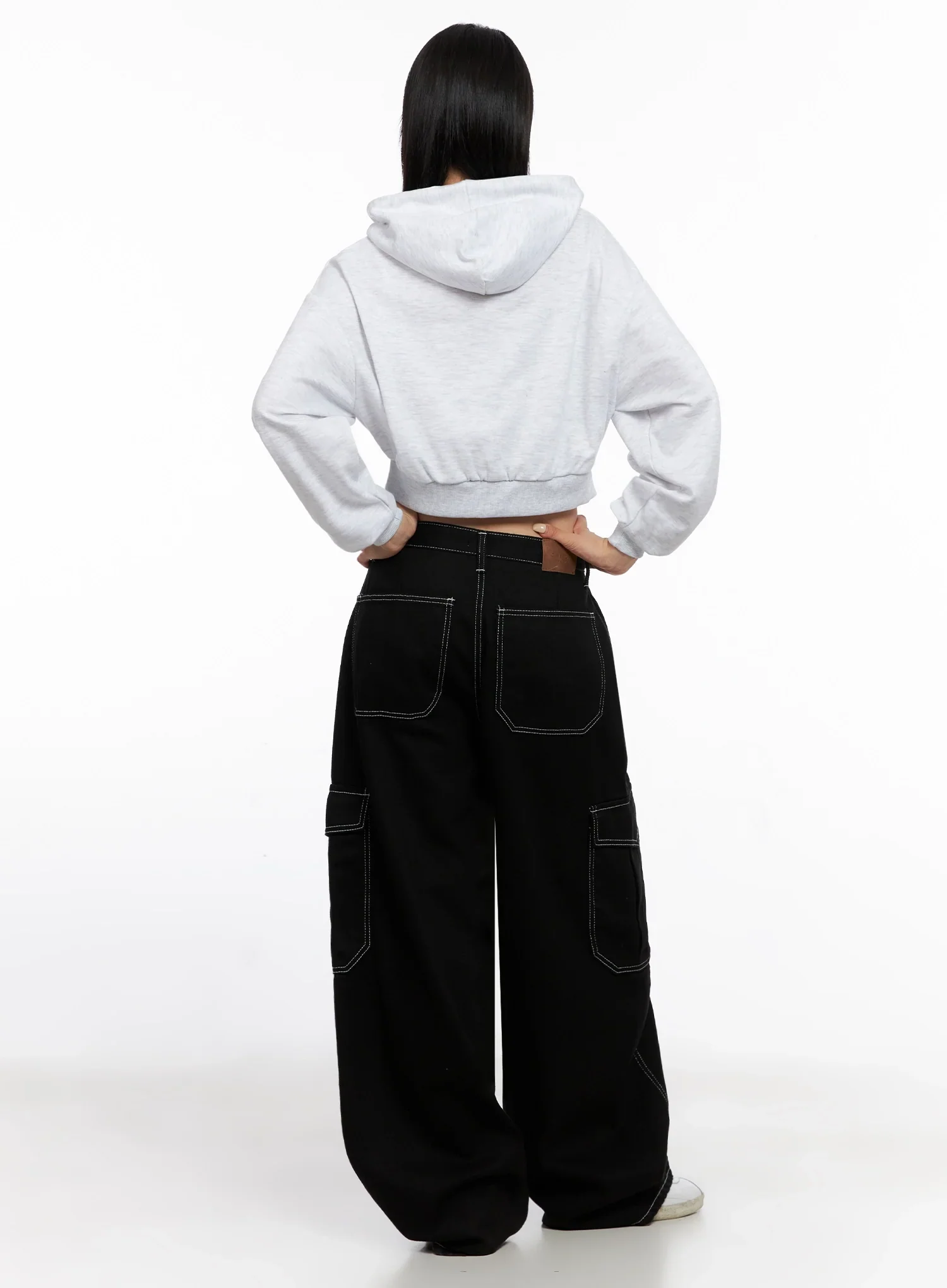 Cropped Essential Hoodie IS515 - Image 10