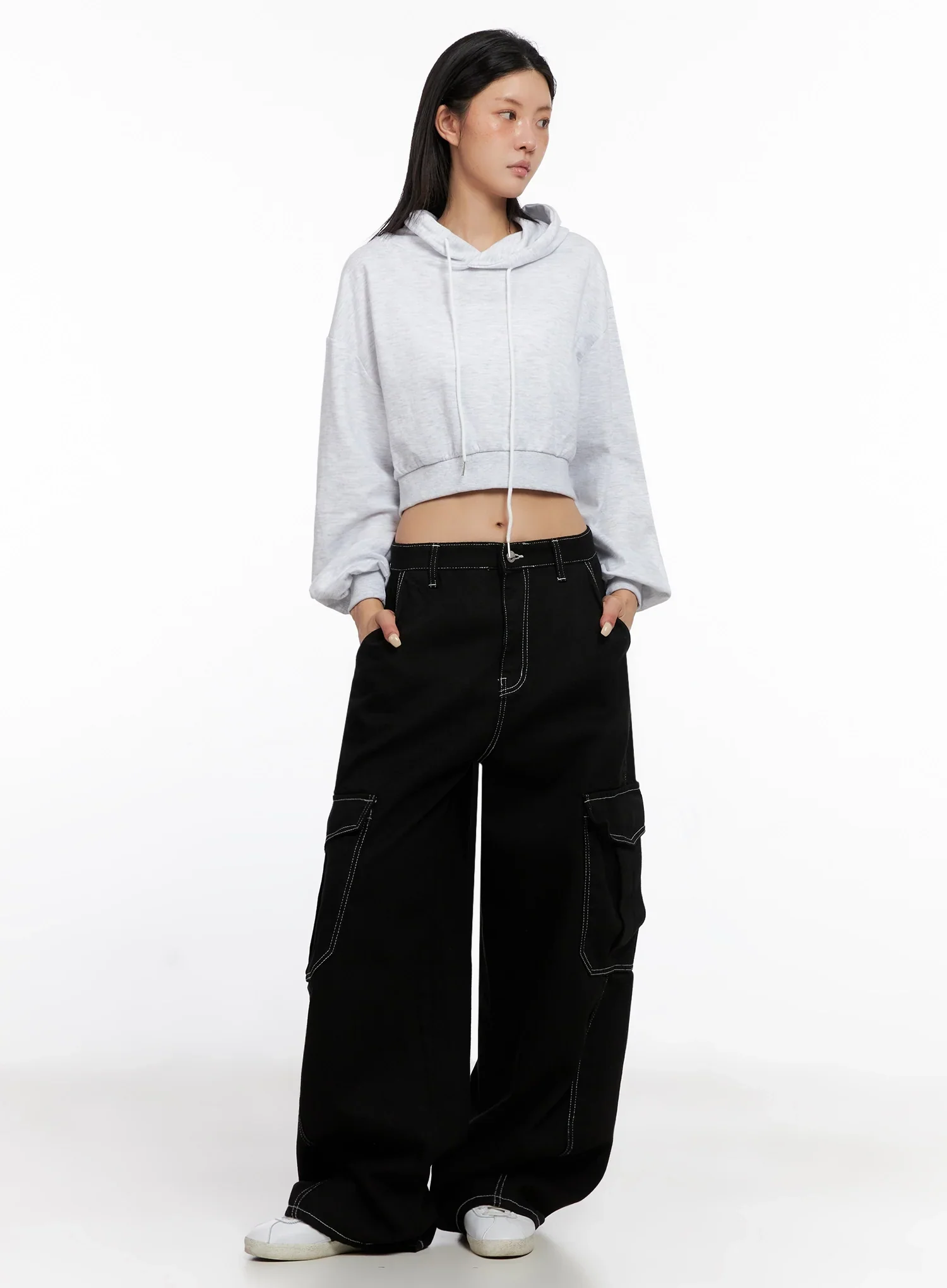 Cropped Essential Hoodie IS515 - Image 4
