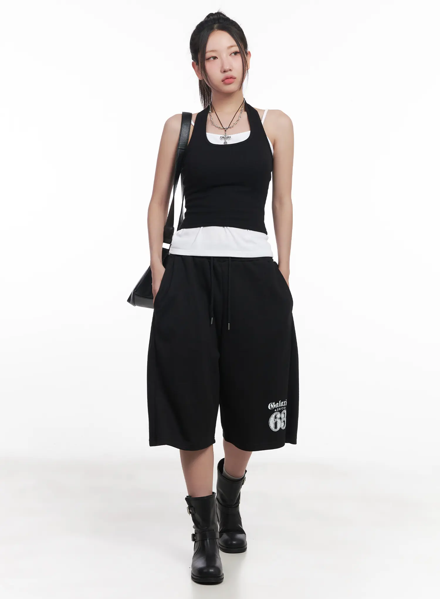 Cropped Halter Top CU517
