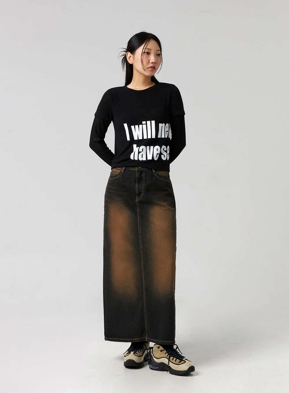Dark-Washed Denim Maxi Skirt CG327 - Image 4