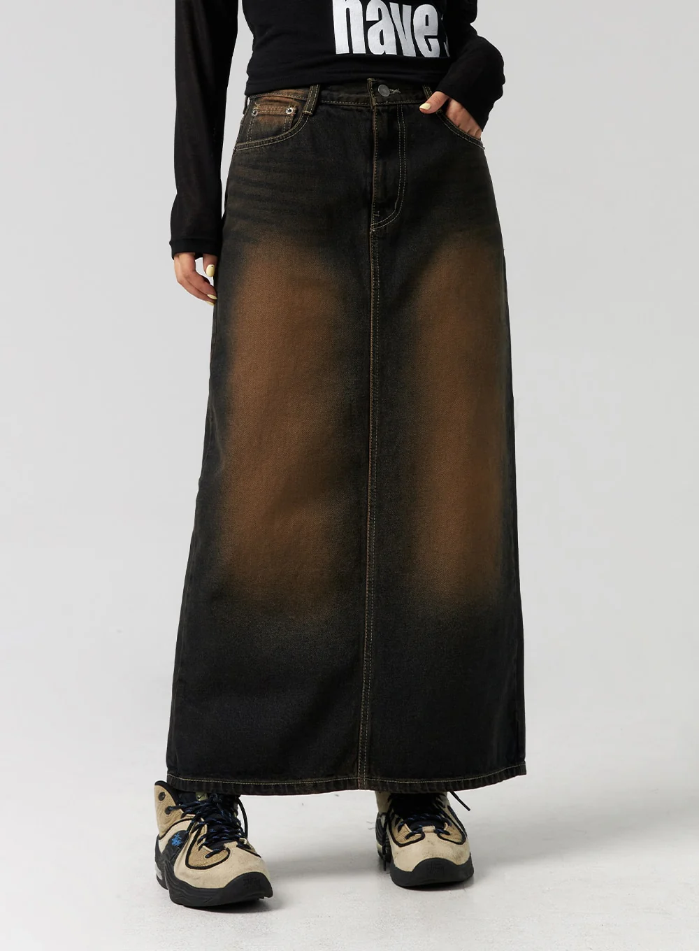 Dark-Washed Denim Maxi Skirt CG327 - Image 5