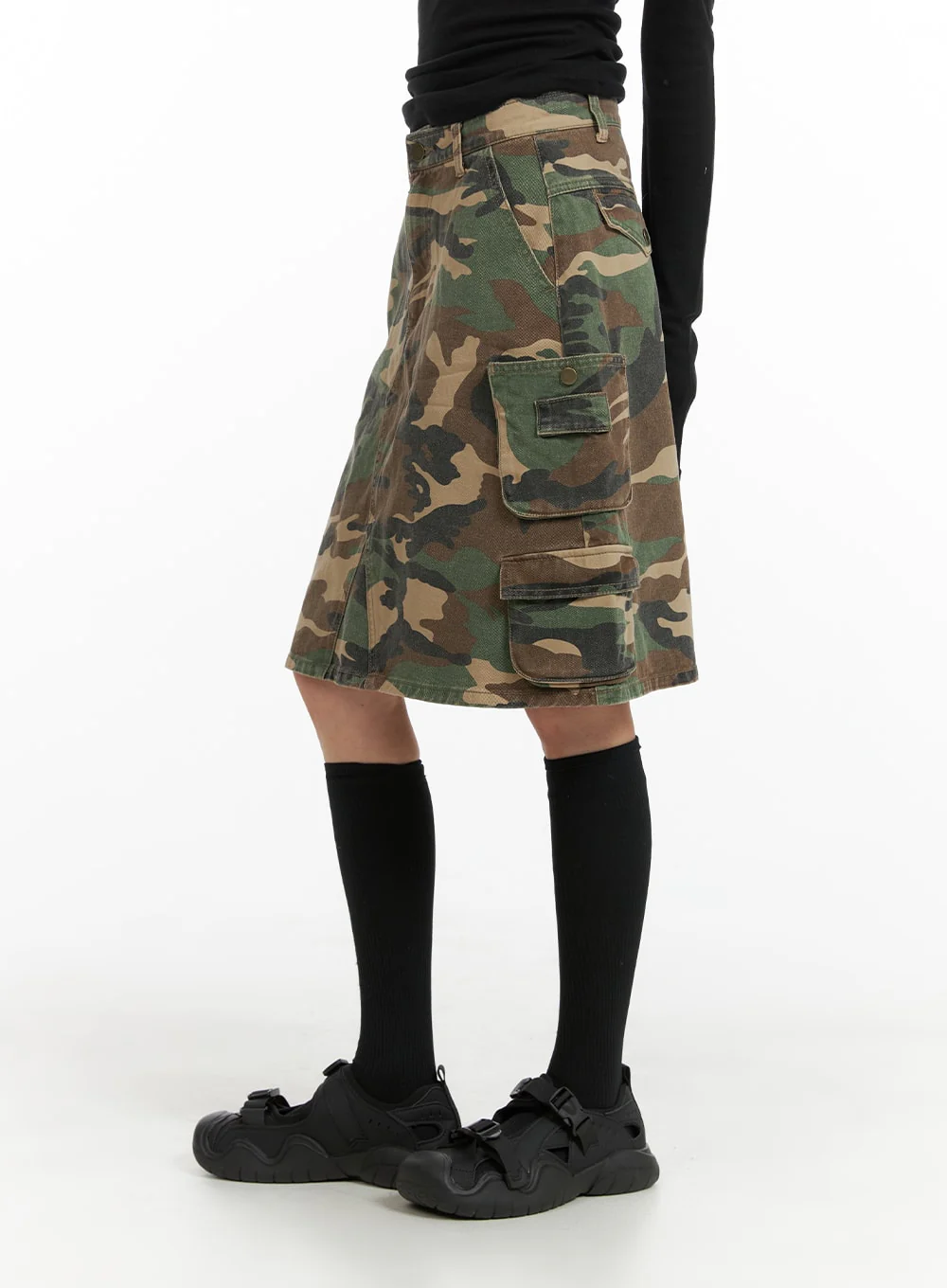Denim Camo Cargo Midi Skirt CM412 - Image 3