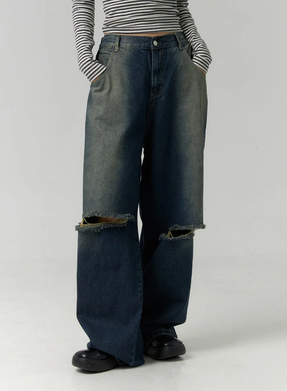 Destroyed Washed Wide Leg Jeans CN324 - Image 4