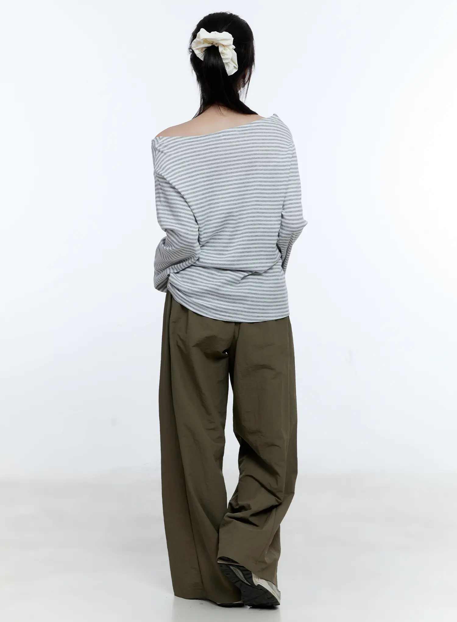 Drawstring Wide-Leg Pants CG513 - Image 4