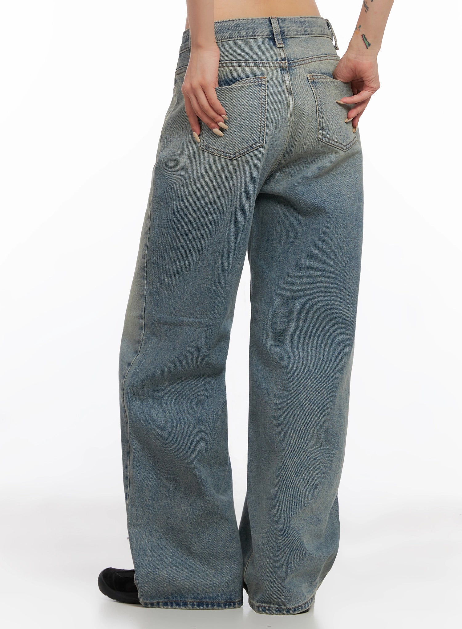 Elani Light Washed Wide Leg Jeans IS508 - Image 11