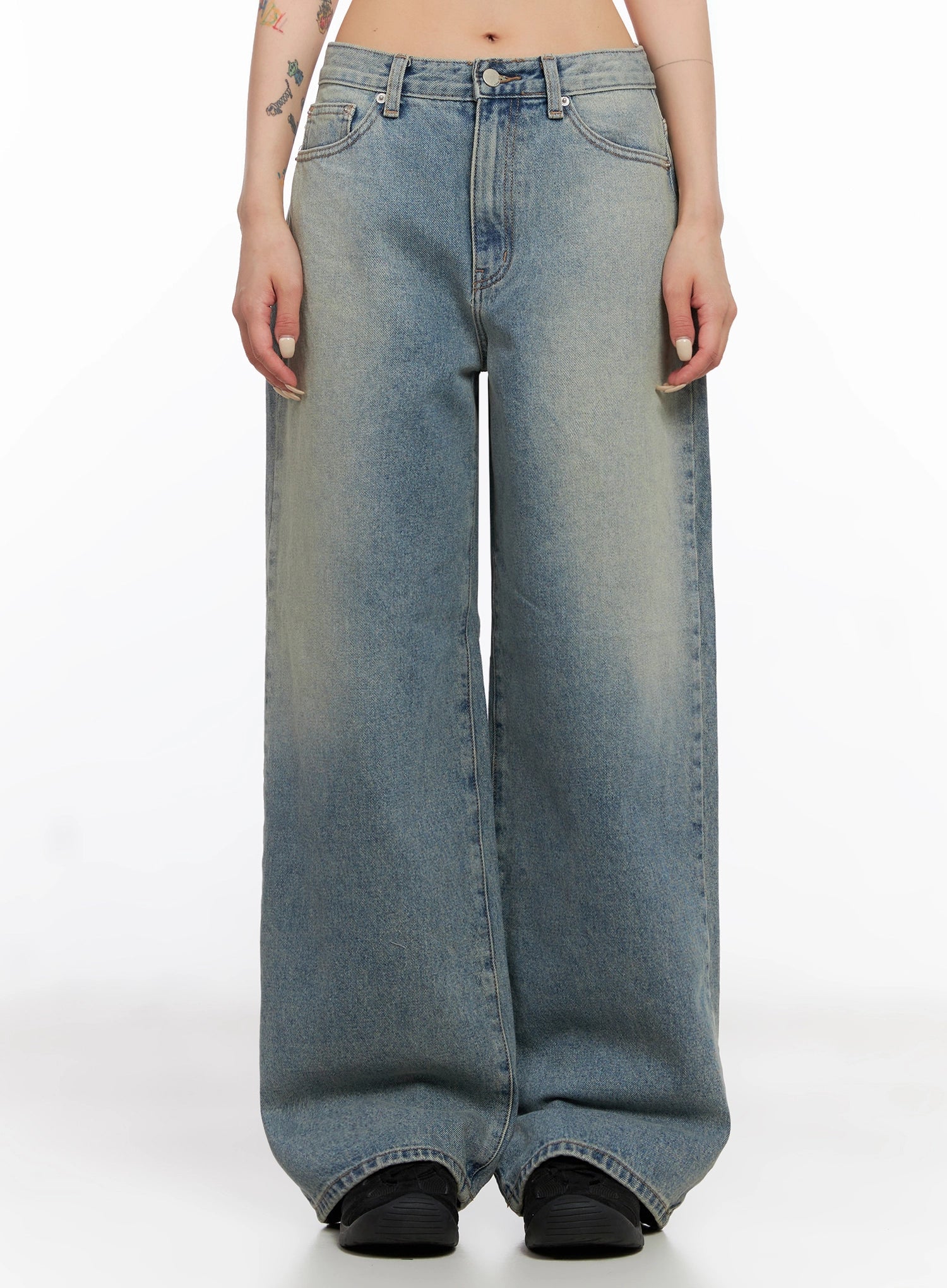 Elani Light Washed Wide Leg Jeans IS508 - Image 4