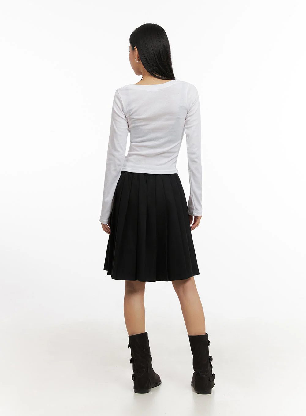 Essential Comfort Round-Neck Top ID431 - Image 9