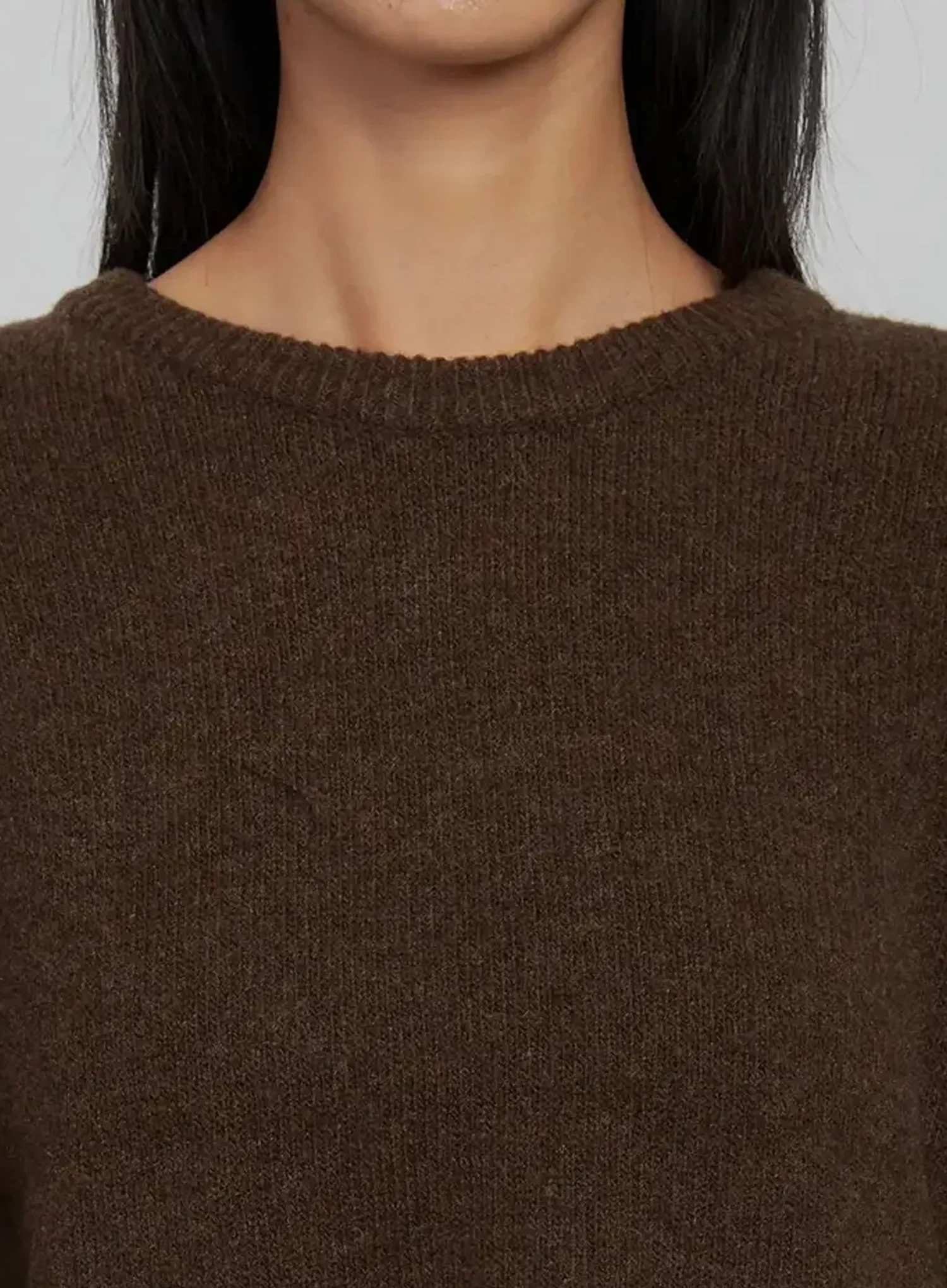 Essential Crewneck Sweater IJ509 - Image 4