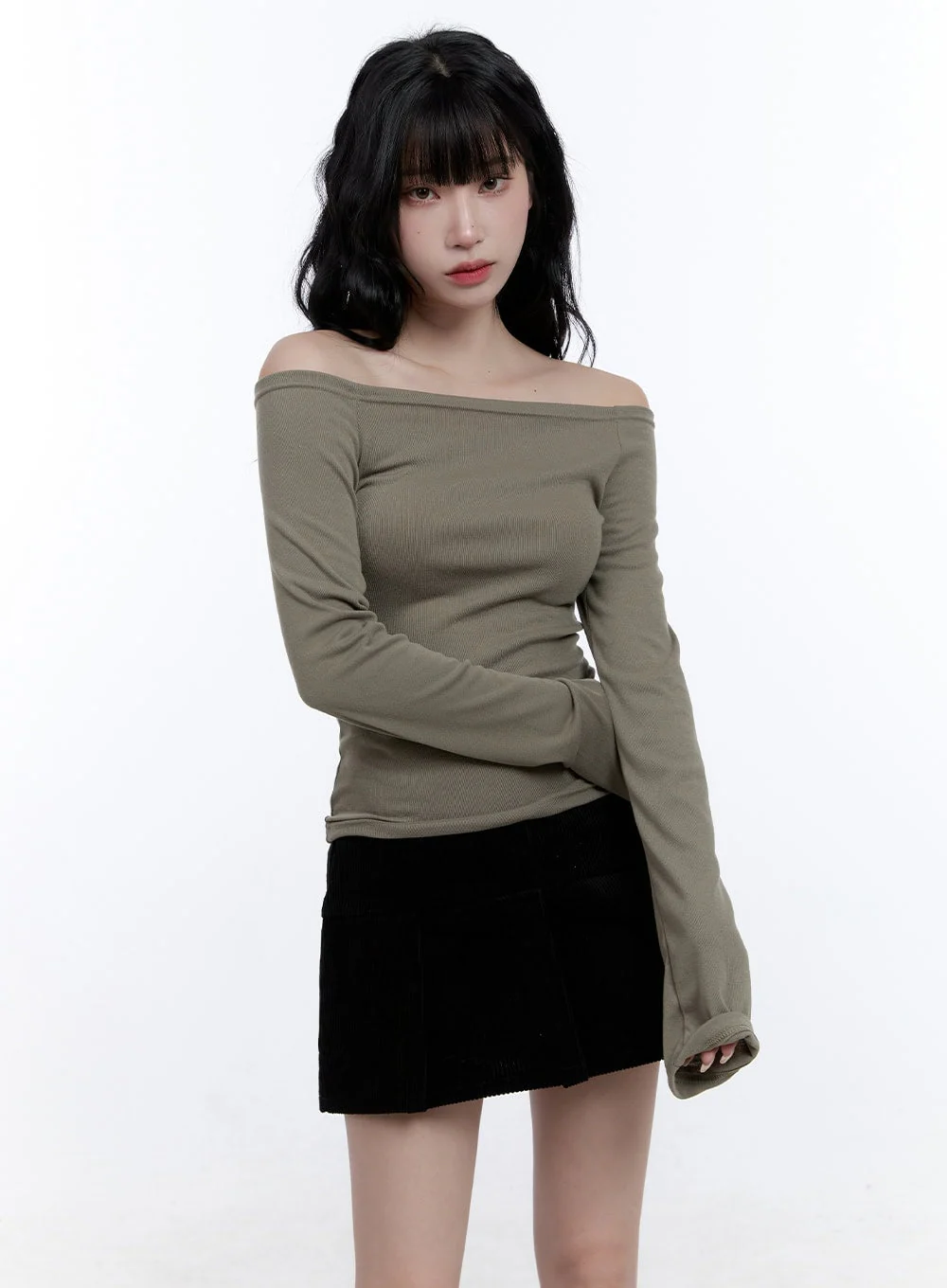 Essential Off-Shoulder Long Sleeve Top CD419 - Image 7
