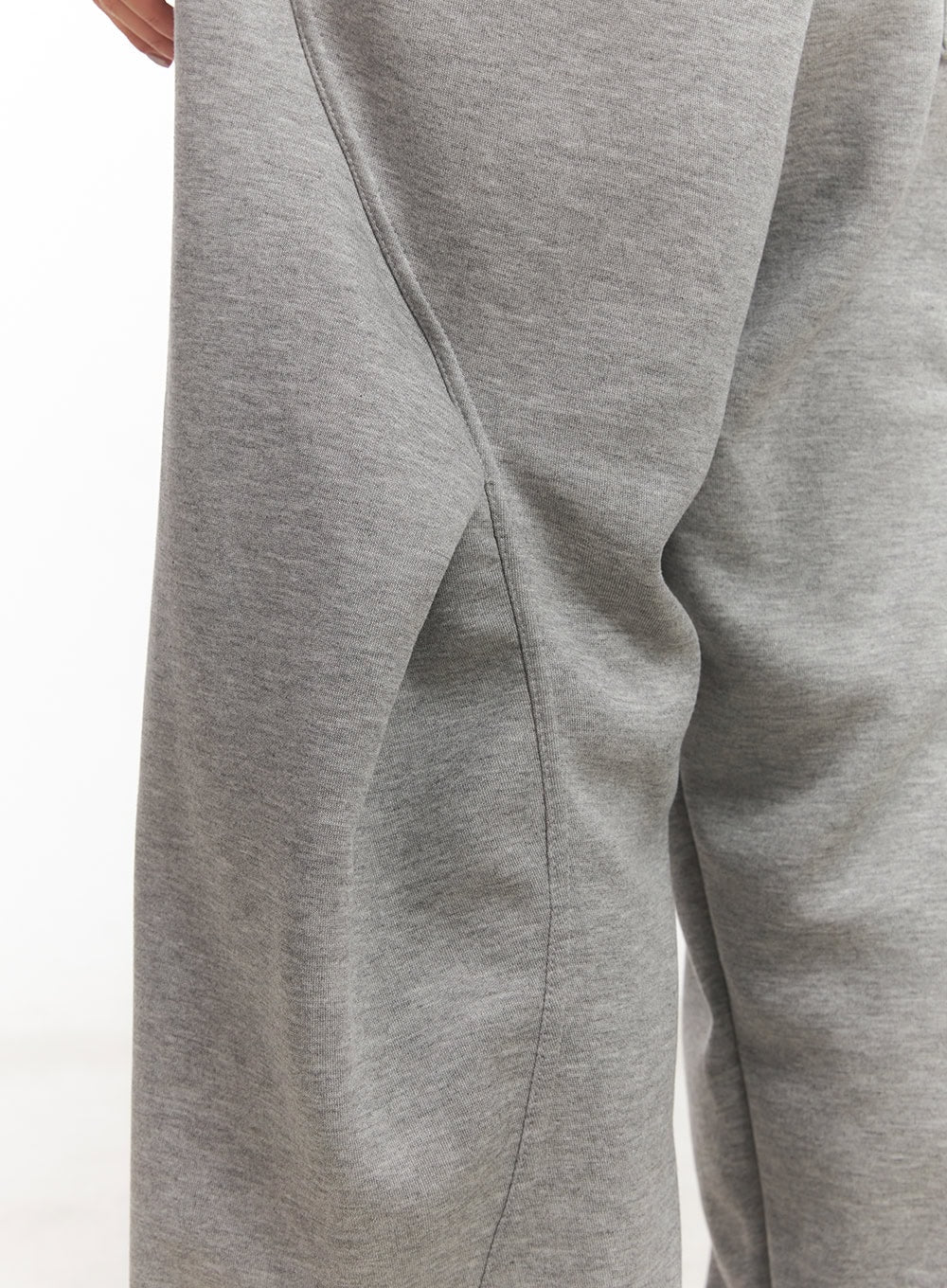 Essential Wide-fit Sweatpants CM505 - Image 5