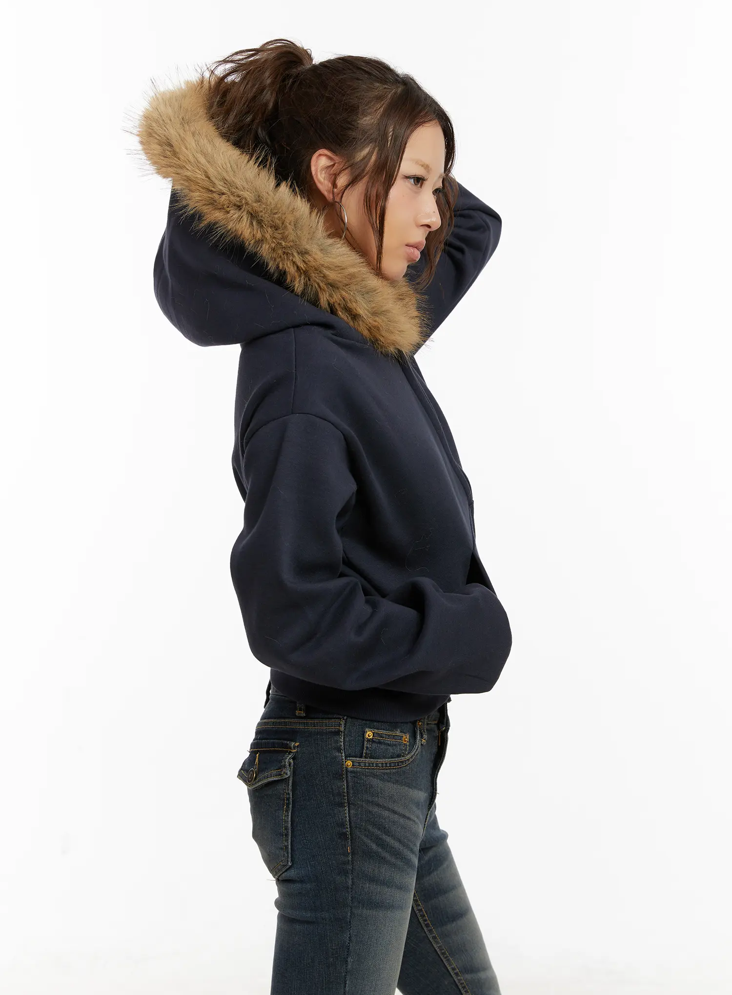 Faux Fur Graphic Fleece Zip-Up Hoodie CD515 - Image 8