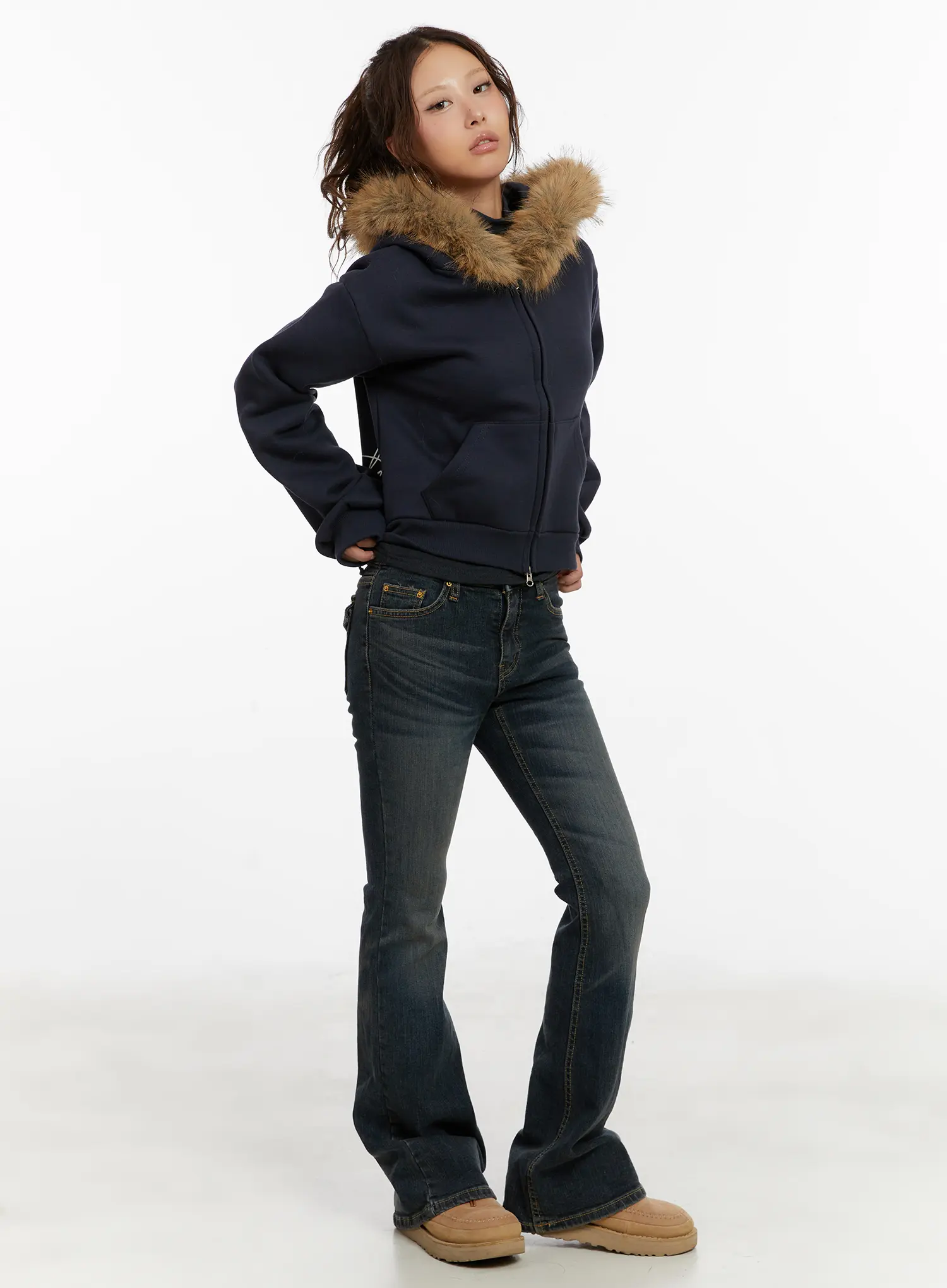 Faux Fur Graphic Fleece Zip-Up Hoodie CD515 - Image 9