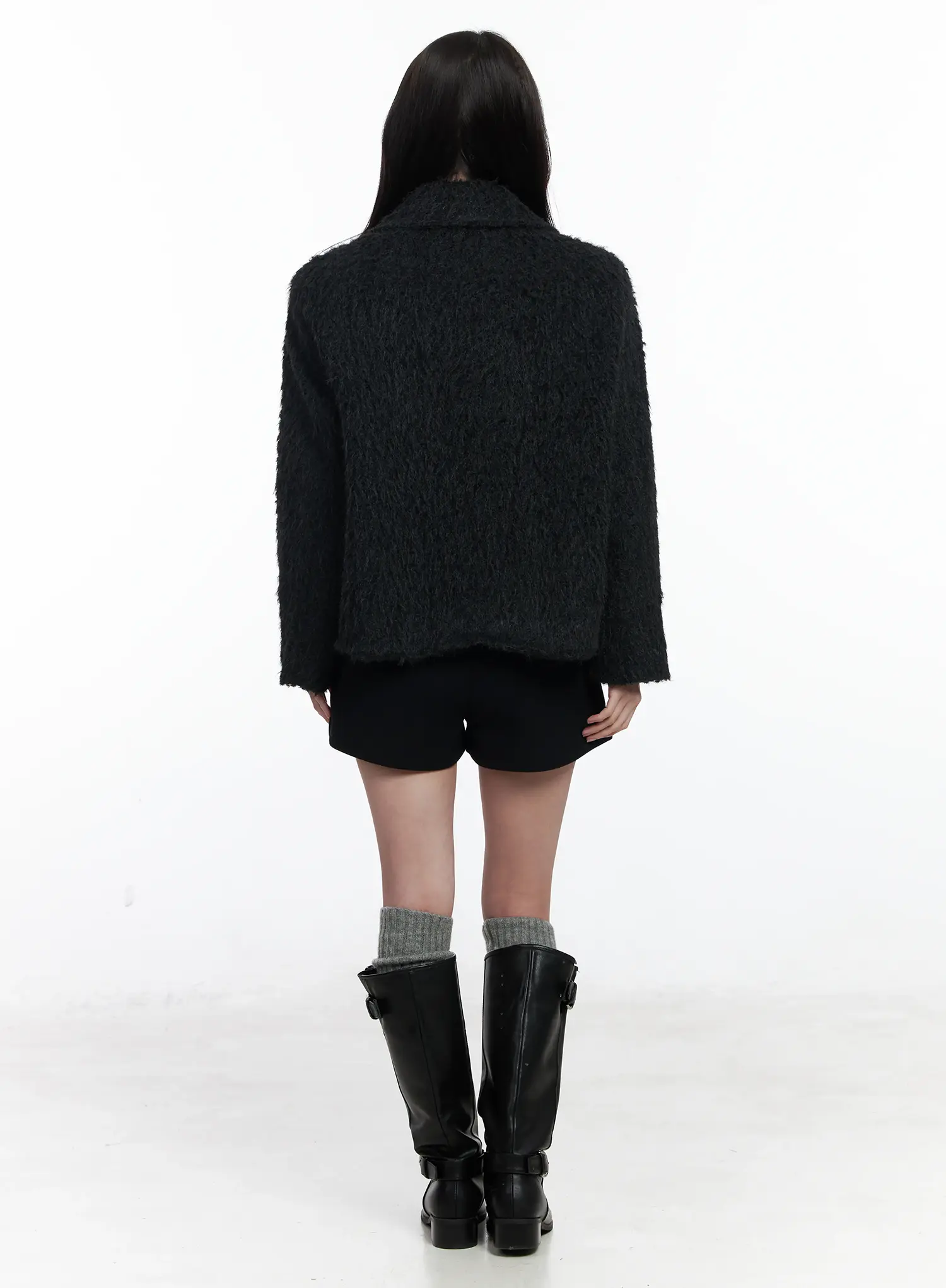 Faux Fur Two-Pocket Half Jacket IJ529 - Image 4