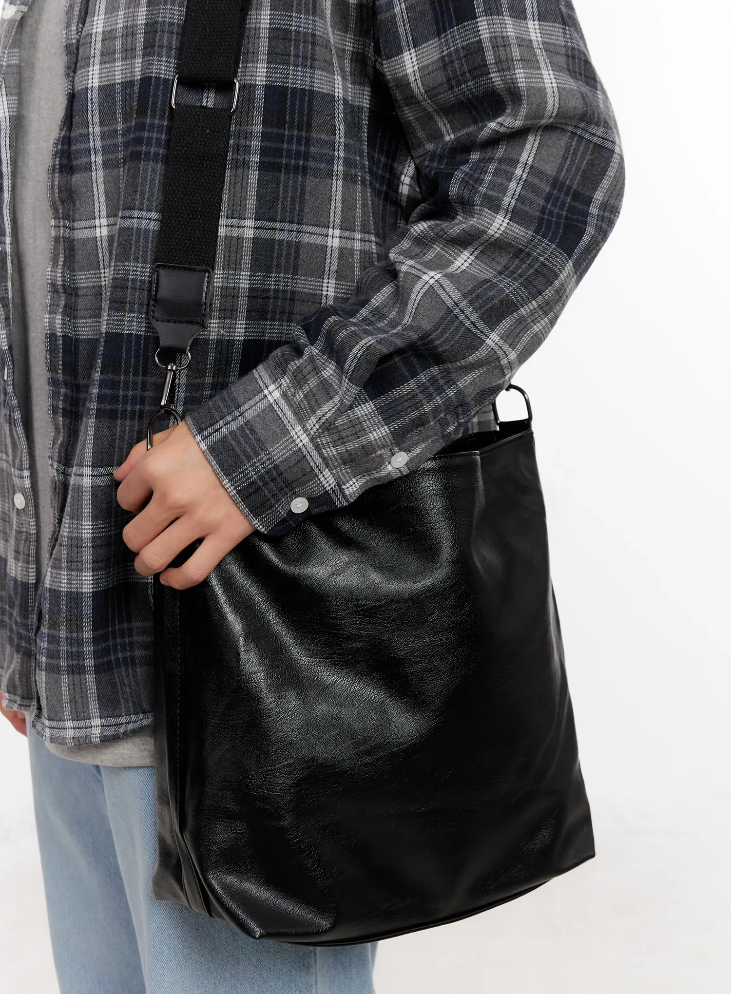 Faux Leather Crossbody Bag IO528 - Image 2