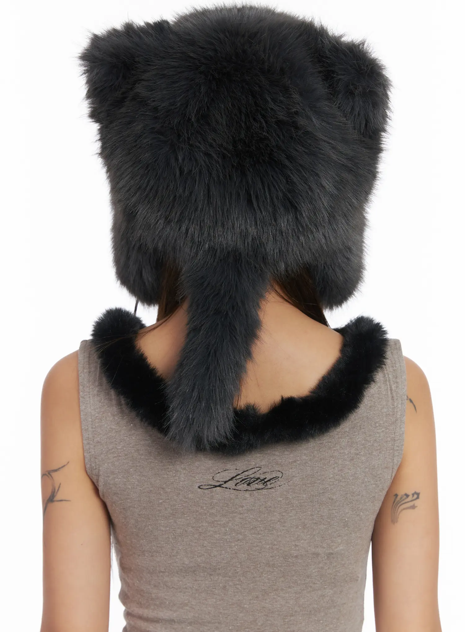 Fax Fur Winter Beanie CJ513 - Image 6