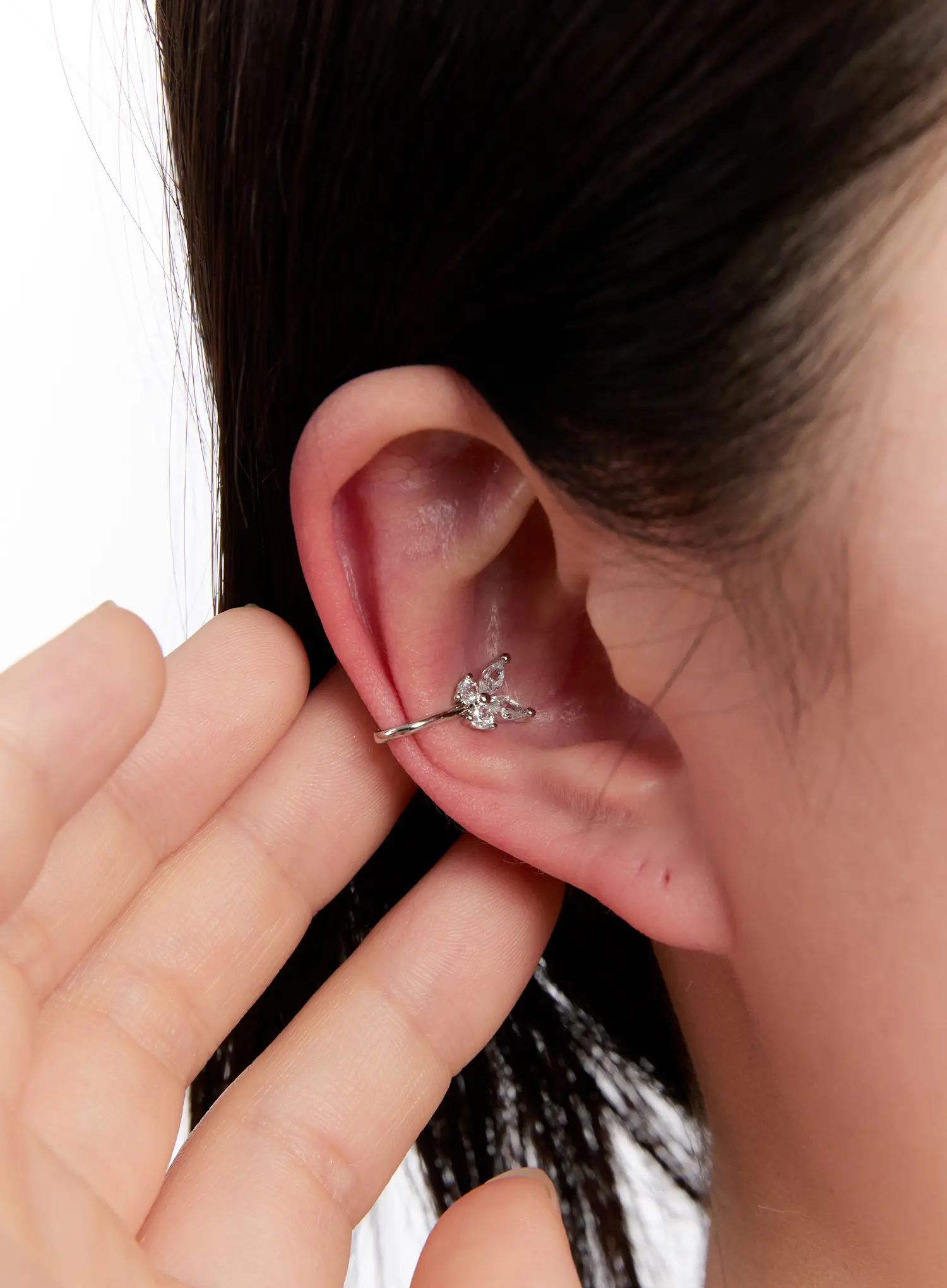 Floral Detail Ear Cuff IN528 - Image 2