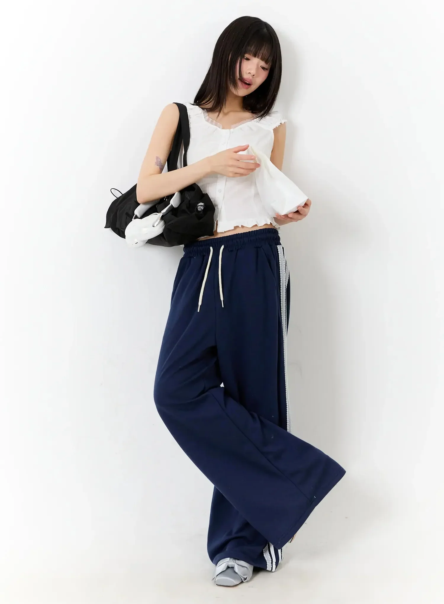 Frill-Trim Sleeveless Blouse IU525 - Image 14