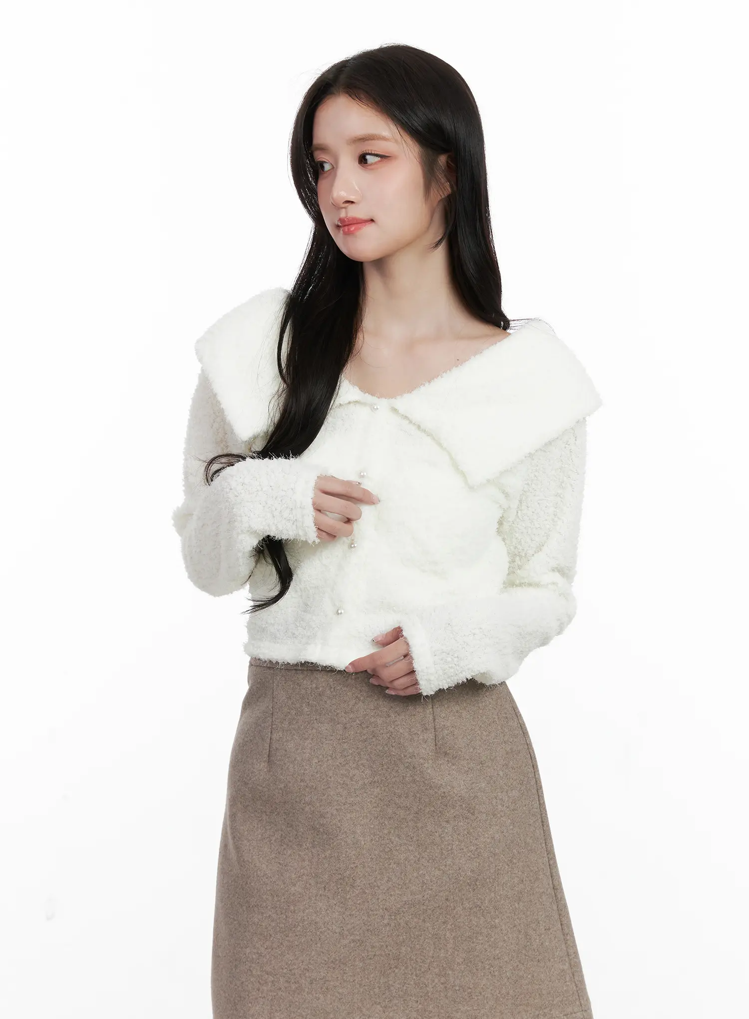 Fuzzy Collar Cropped Cardigan CN526 - Image 7