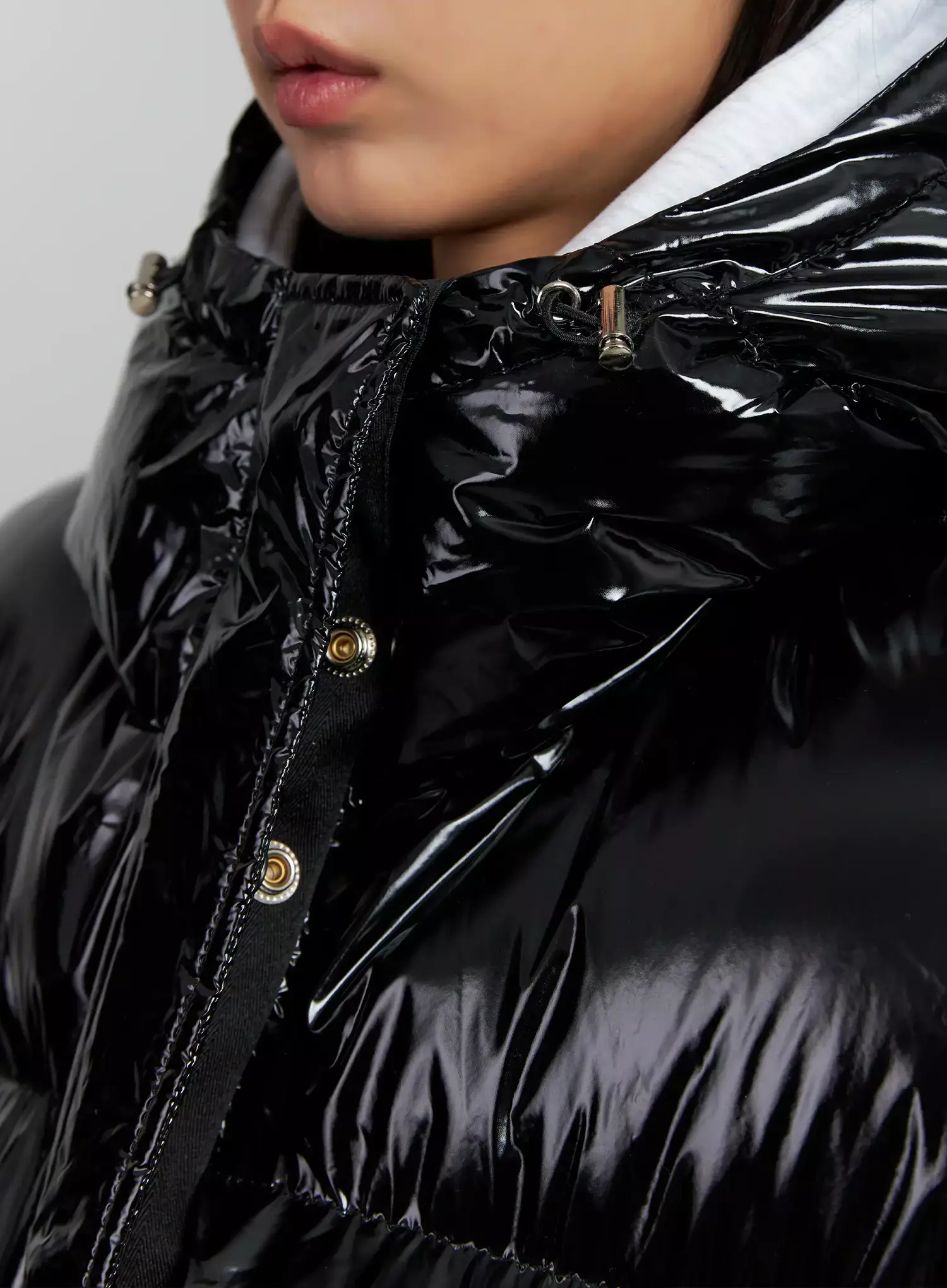 Glossy Hooded Puffer Jacket IJ502 - Image 4