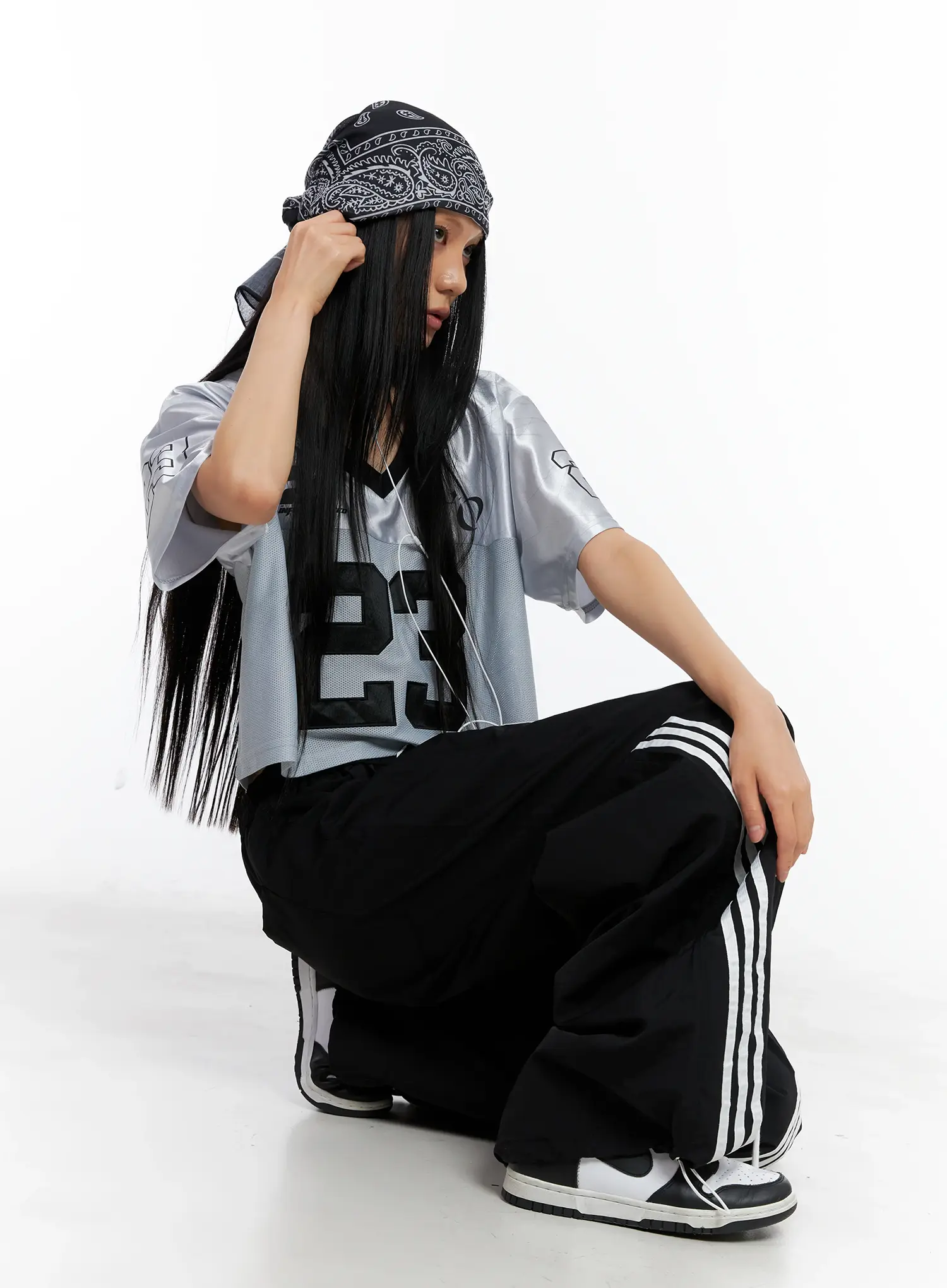 Glossy V-Neck Cropped Jersey CL529