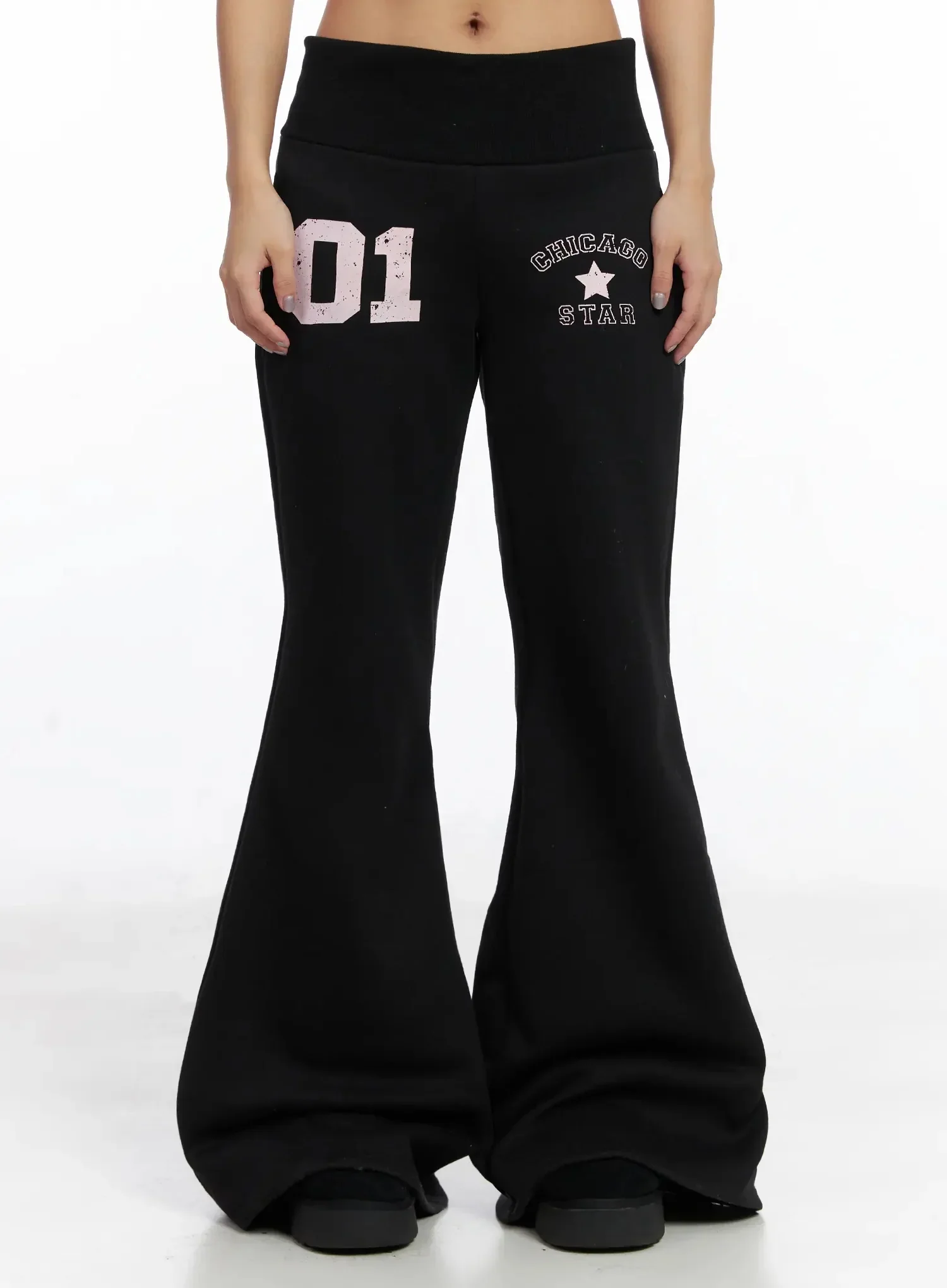 Graphic Bootcut Pants IN528