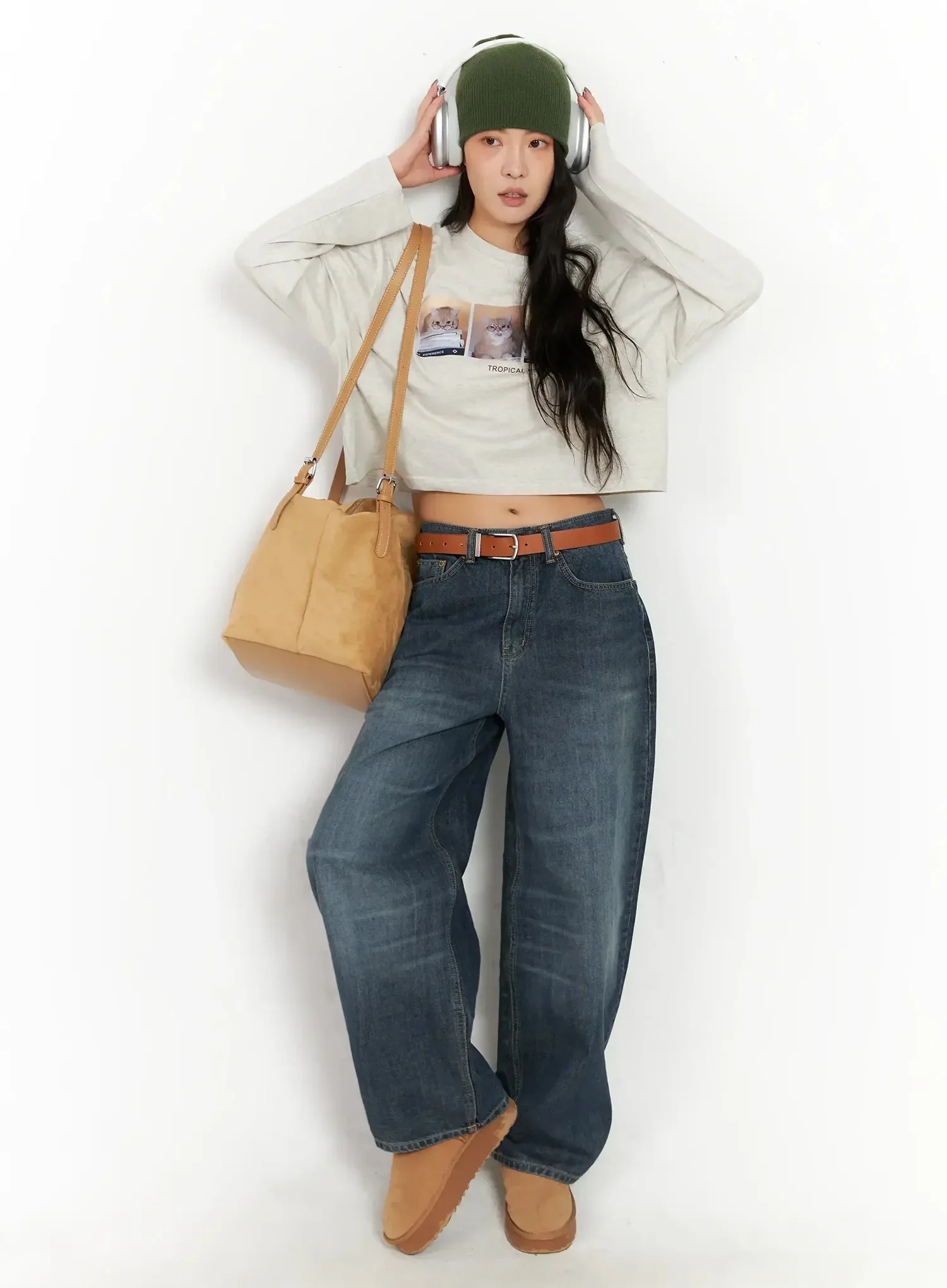 Graphic Crop Long Sleeve Top IN528 - Image 3