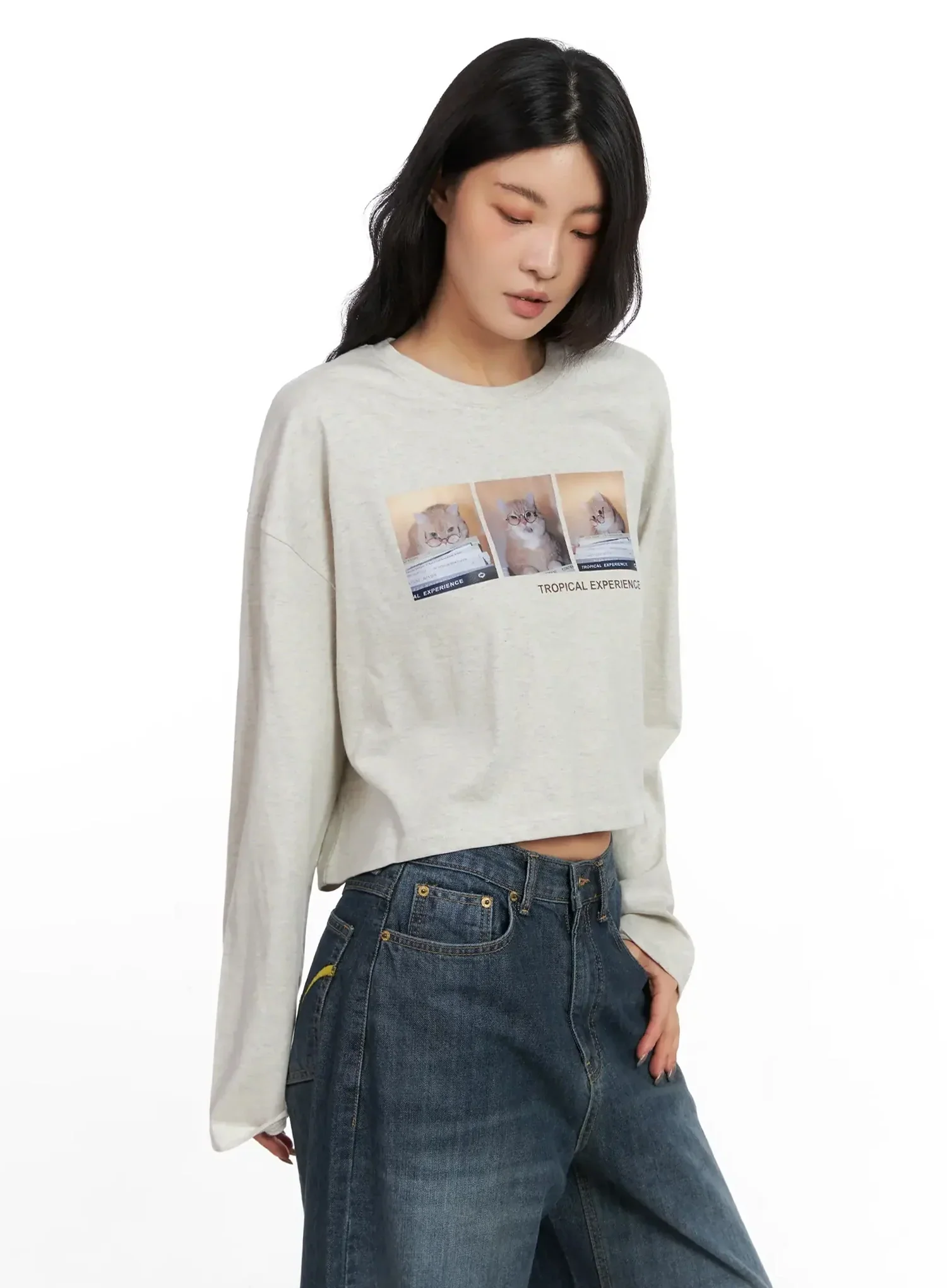 Graphic Crop Long Sleeve Top IN528 - Image 5