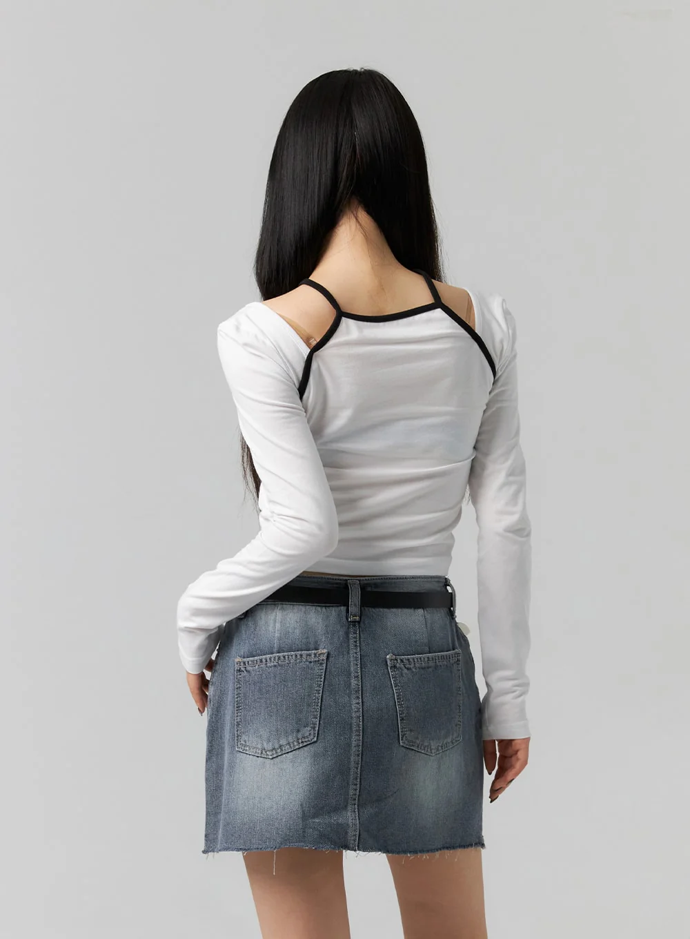 Graphic Cut-Out Crop Top CS314 - Image 5