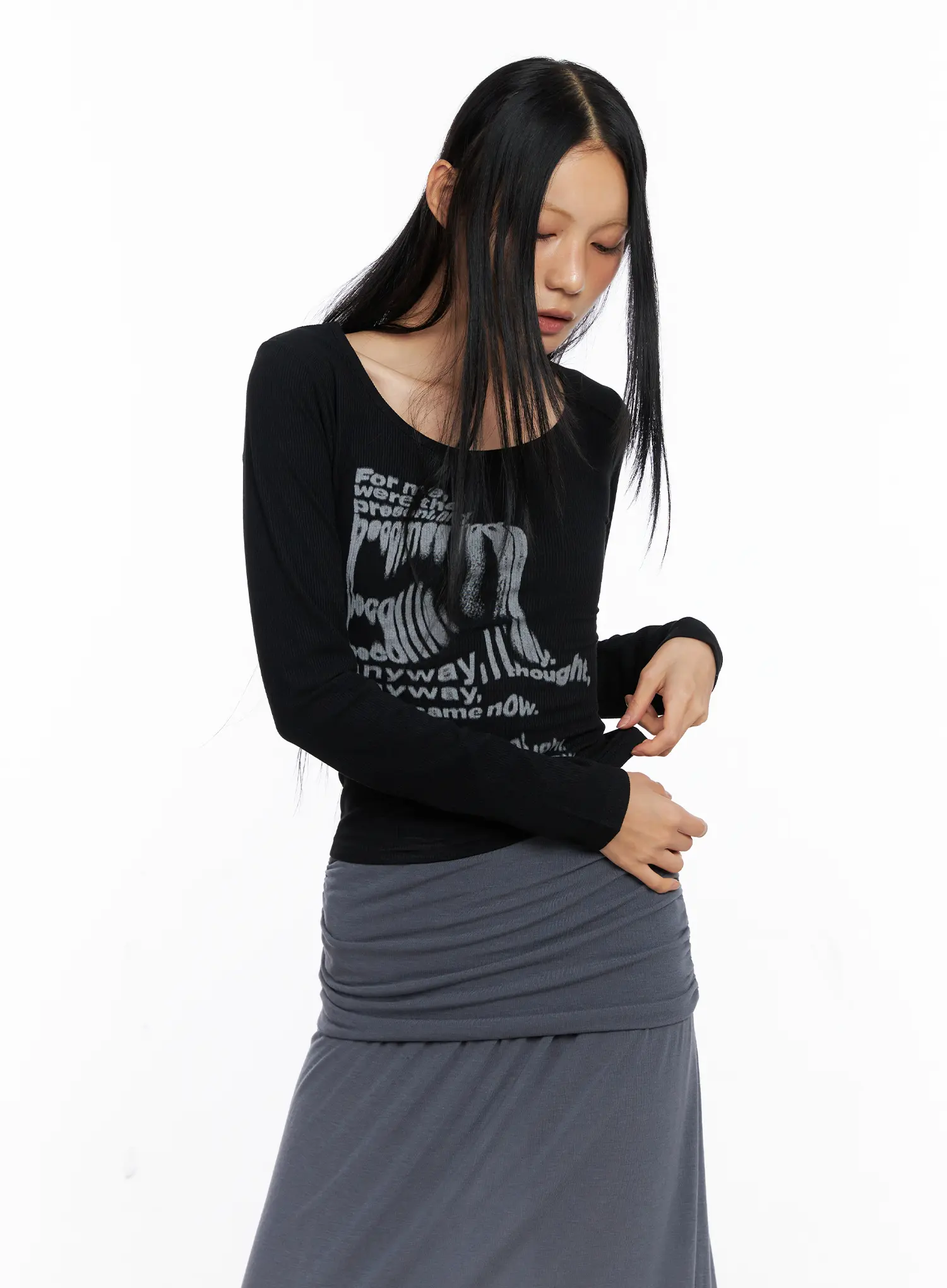 Graphic Lettering U-Neck Long Sleeve CS509 - Image 9