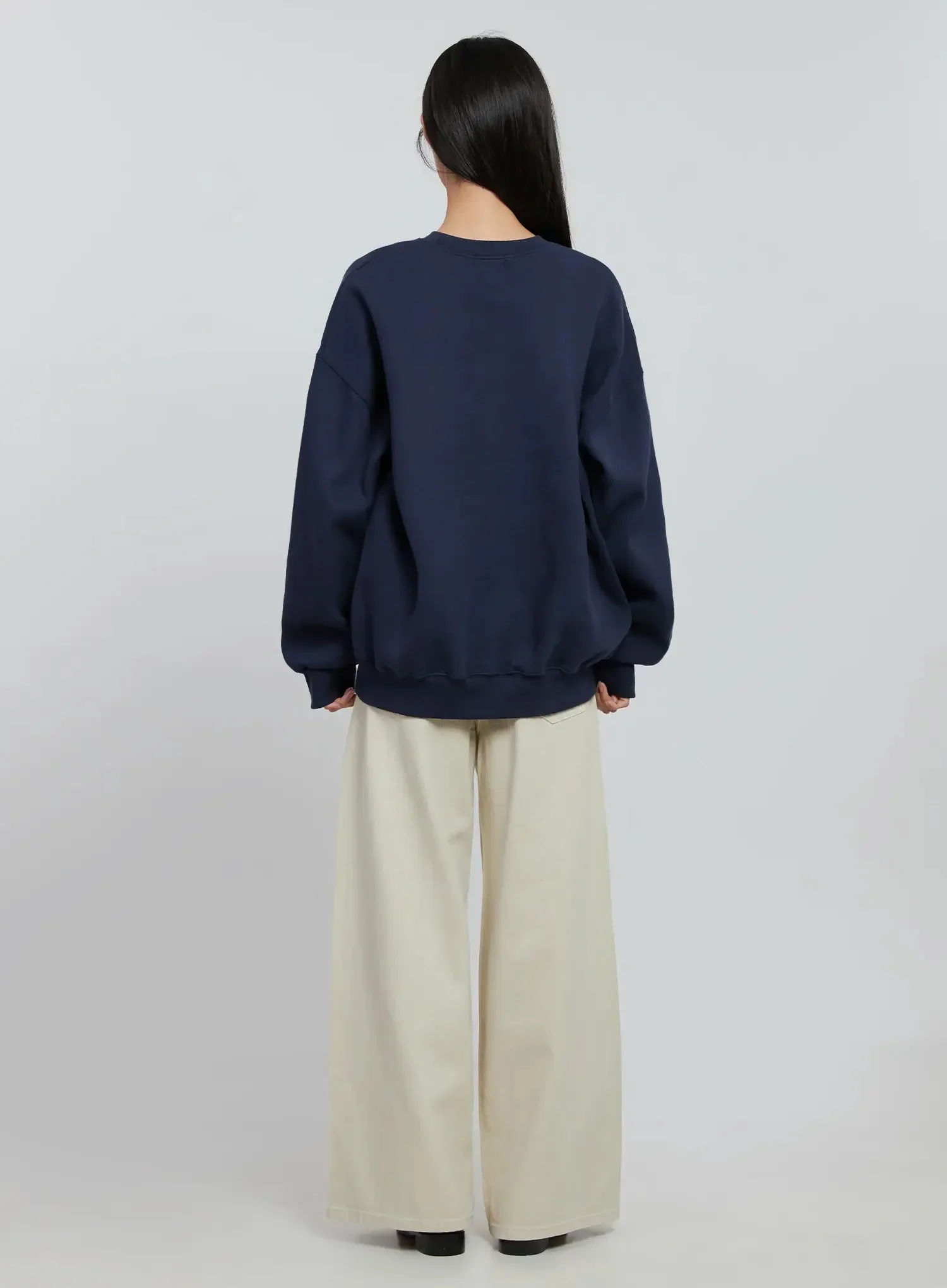 Graphic Oversized Crewneck IO530 - Image 10