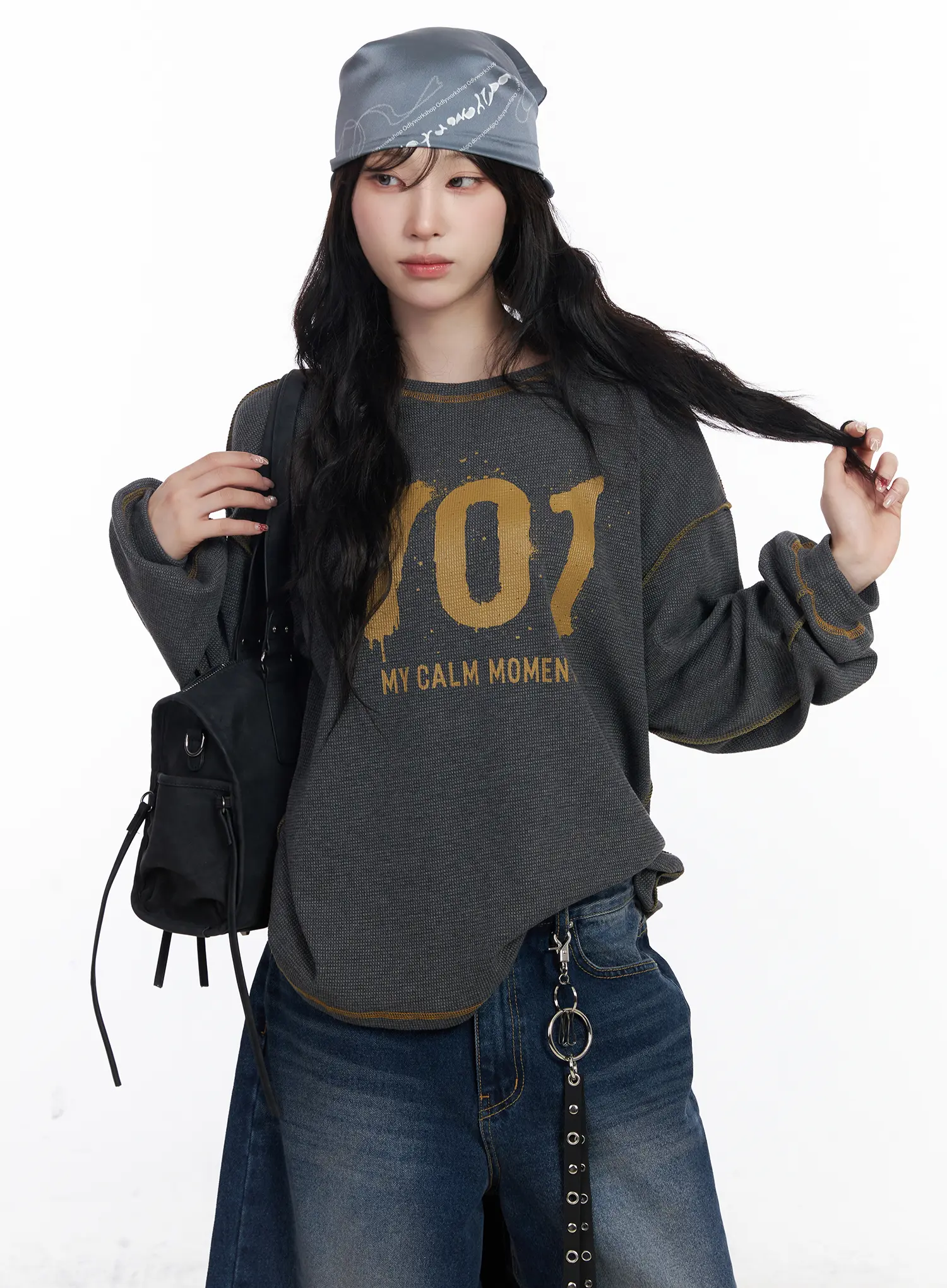 Graphic Oversized Textured Long Sleeve Top CJ527