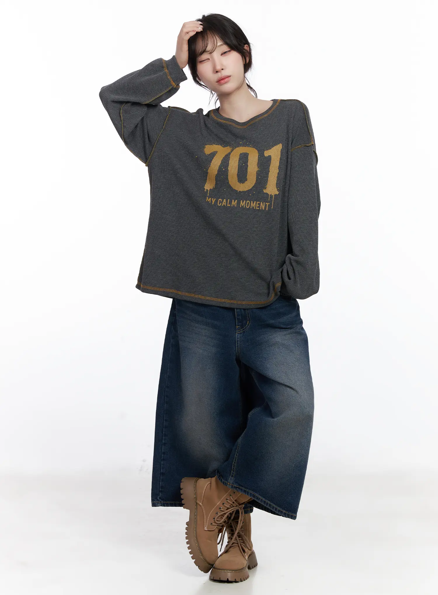 Graphic Oversized Textured Long Sleeve Top CJ527 - Image 3