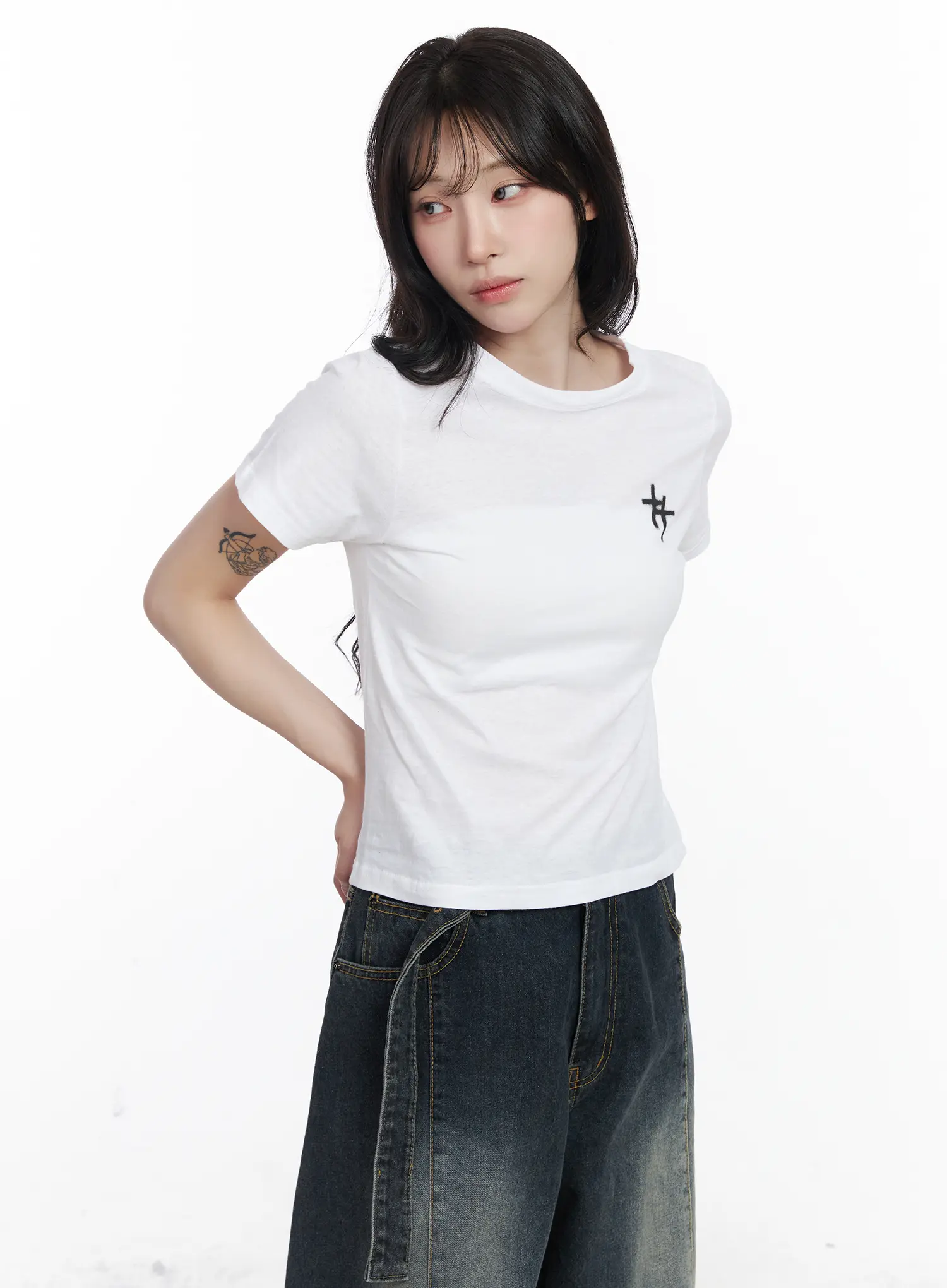 Graphic Print Crop Tee CJ527