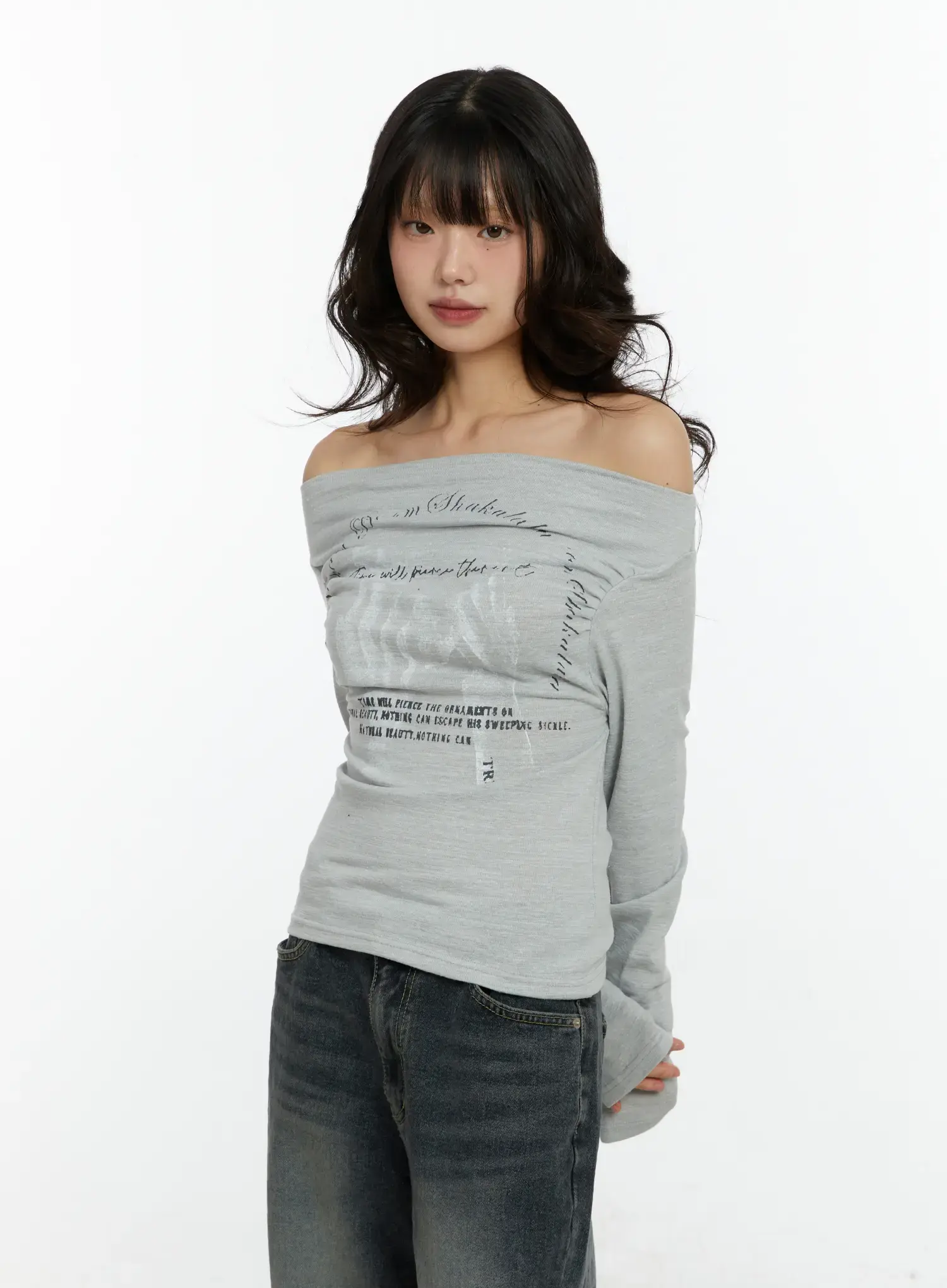 Graphic Print Off-Shoulder Long Sleeve Top CF510 - Image 11