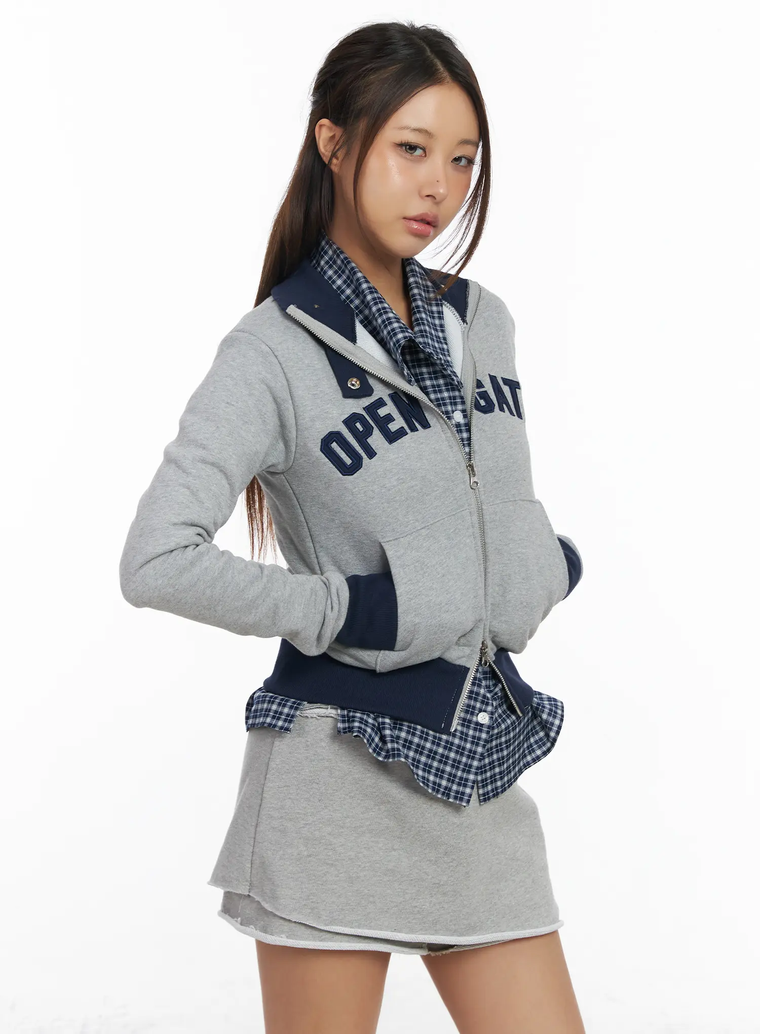 Graphic Print Slim-Fit Zip-Up Cardigan CM520