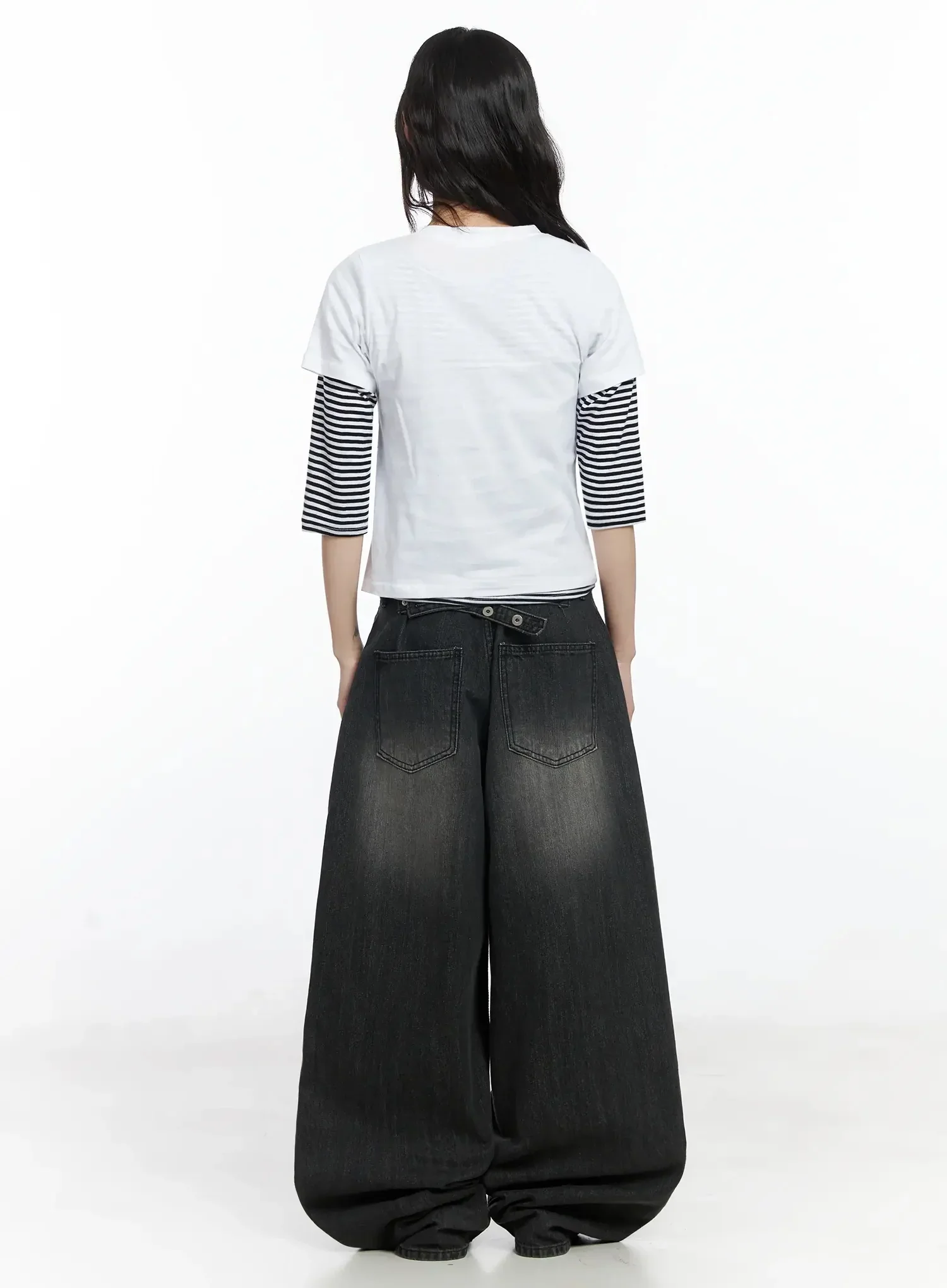 Graphic Print Tee IF505 - Image 13