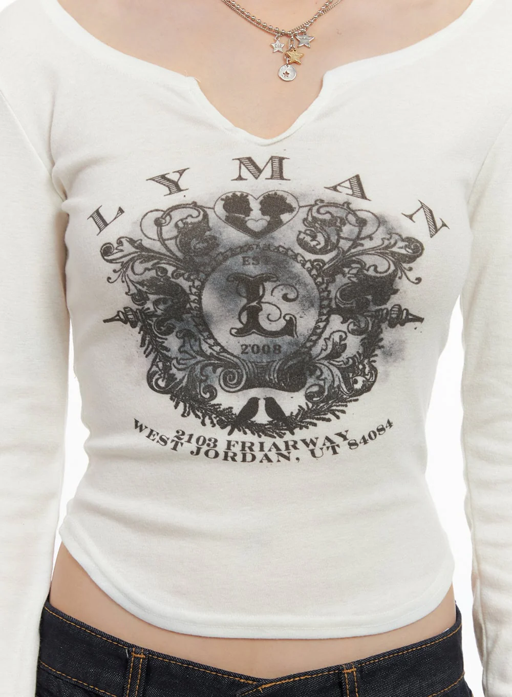 Graphic Slim-Fit Long-Sleeve Crop Top CJ502 - Image 3