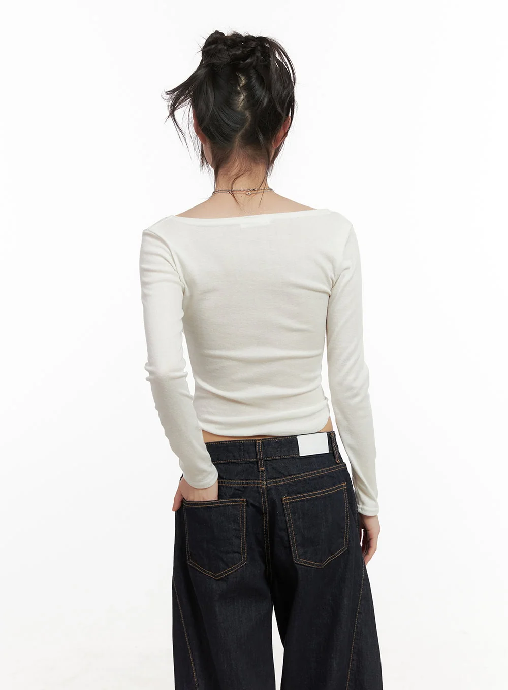 Graphic Slim-Fit Long-Sleeve Crop Top CJ502 - Image 6