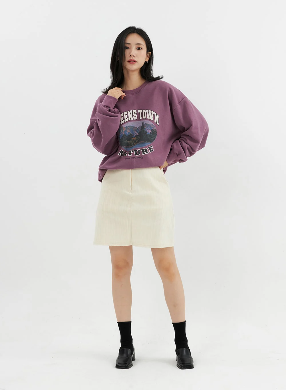 Graphic Sweatshirt OO305 - Image 2