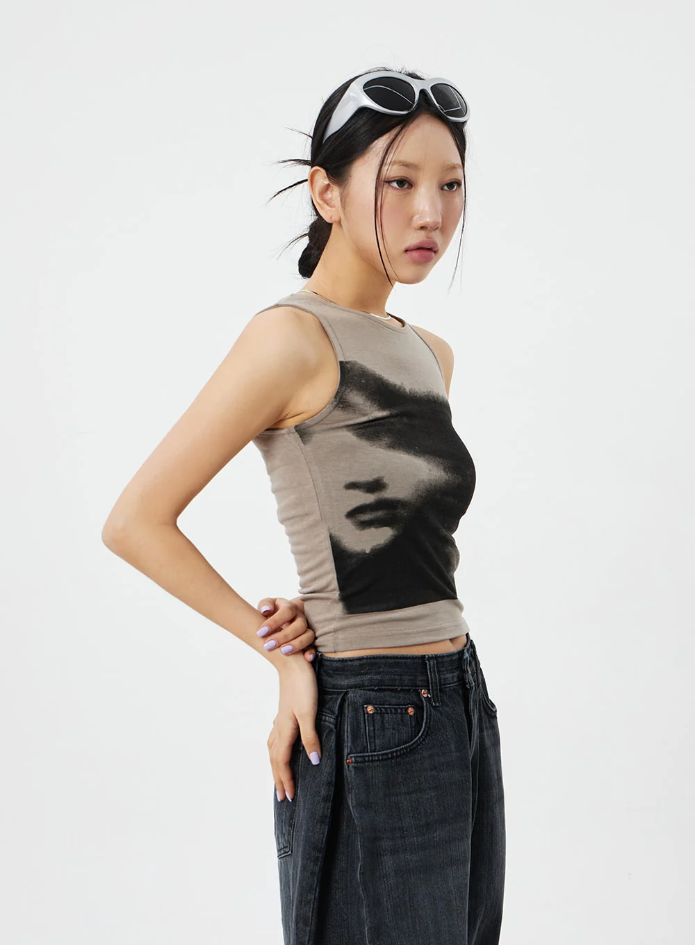 Graphic Tank Top CM324 - Image 7