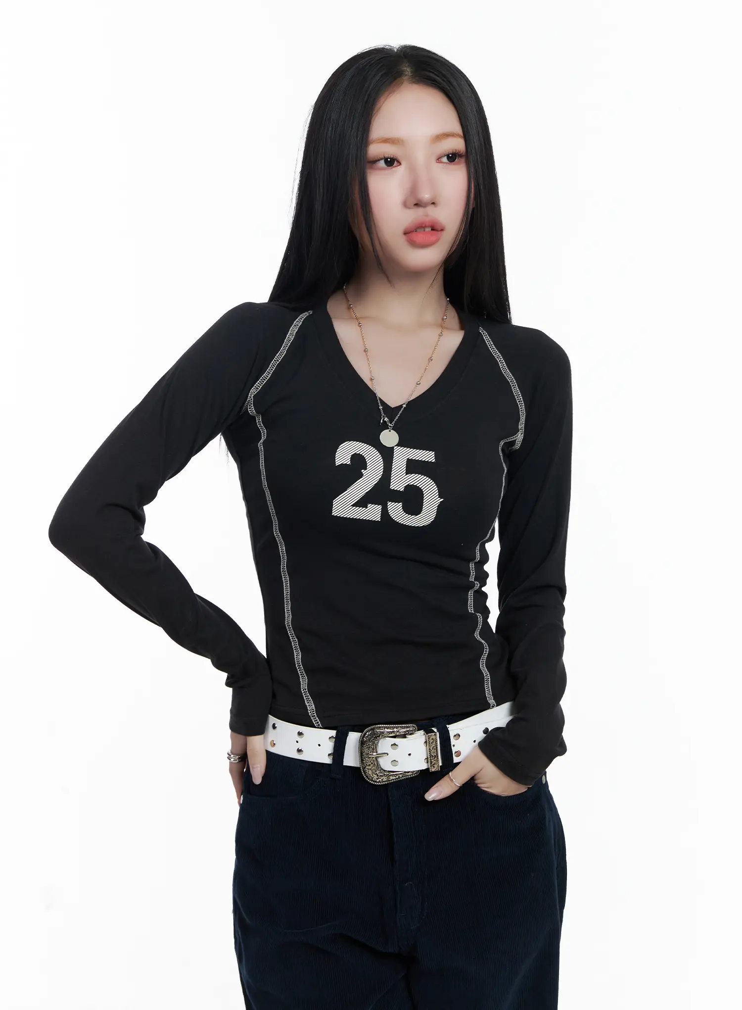 Graphic V-Neck Long Sleeve CJ514 - Image 10