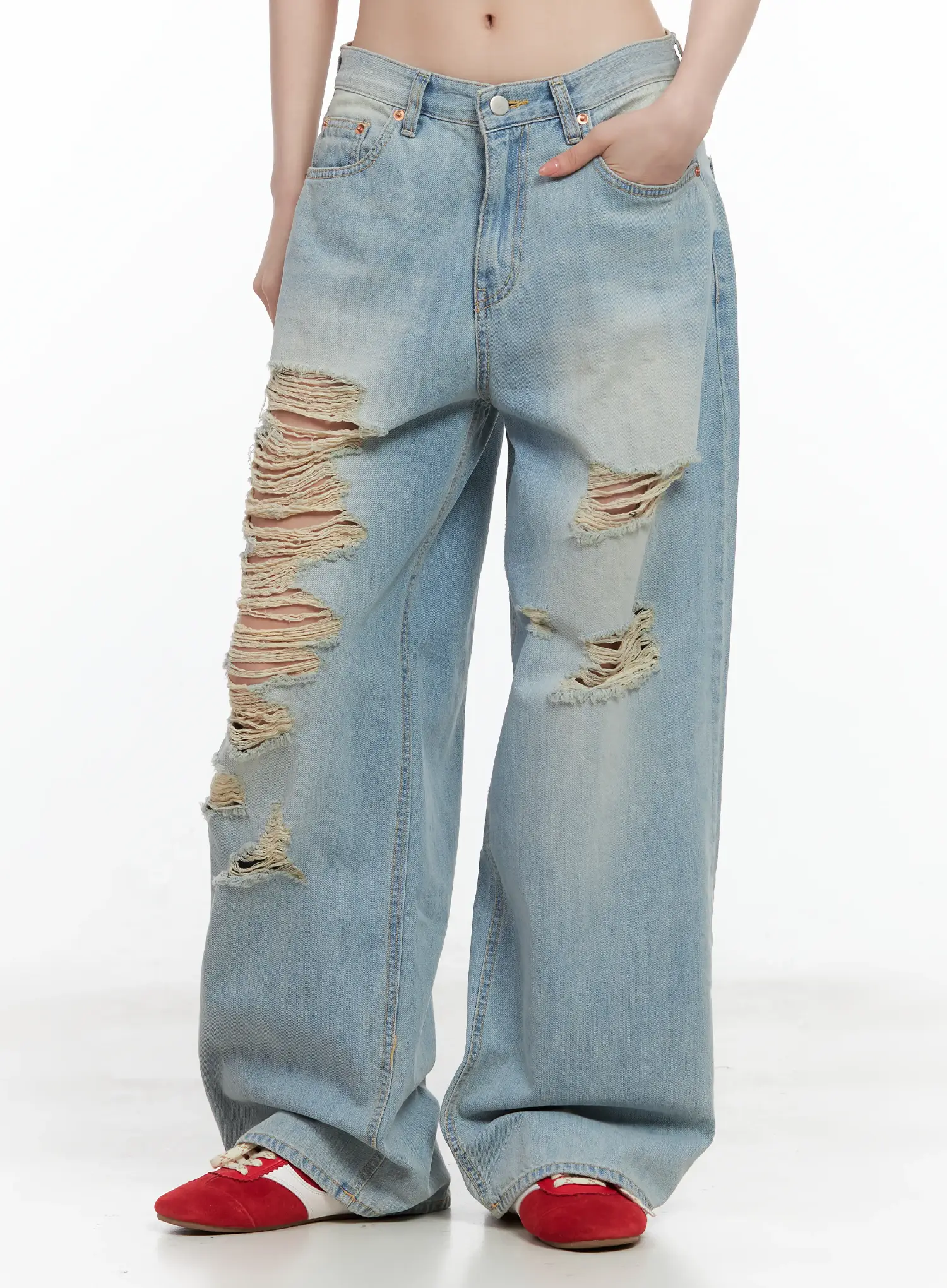 Gyuri Dirty-Wash Distressed Wide Jeans CU530 - Image 13