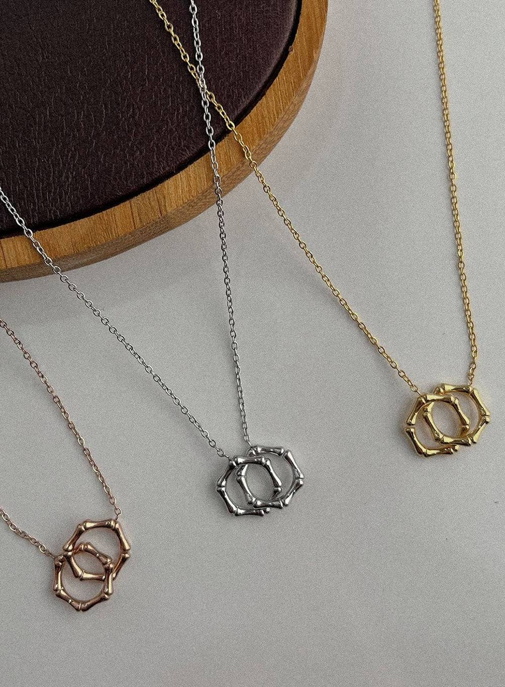 Half Two Ring Necklace IL405 - Image 3