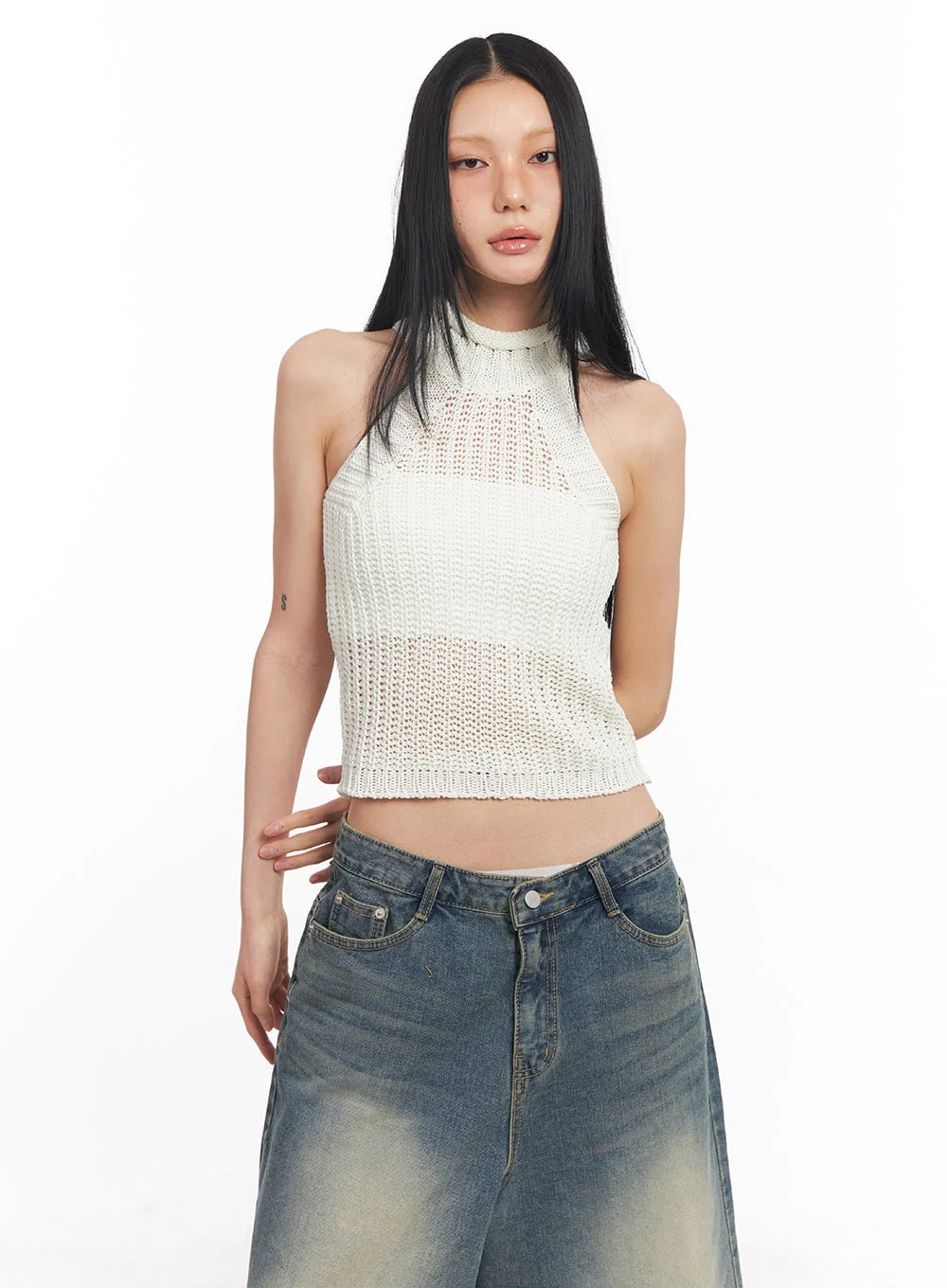 Halter-Neck Sleeveless Crop Top CY528 - Image 11