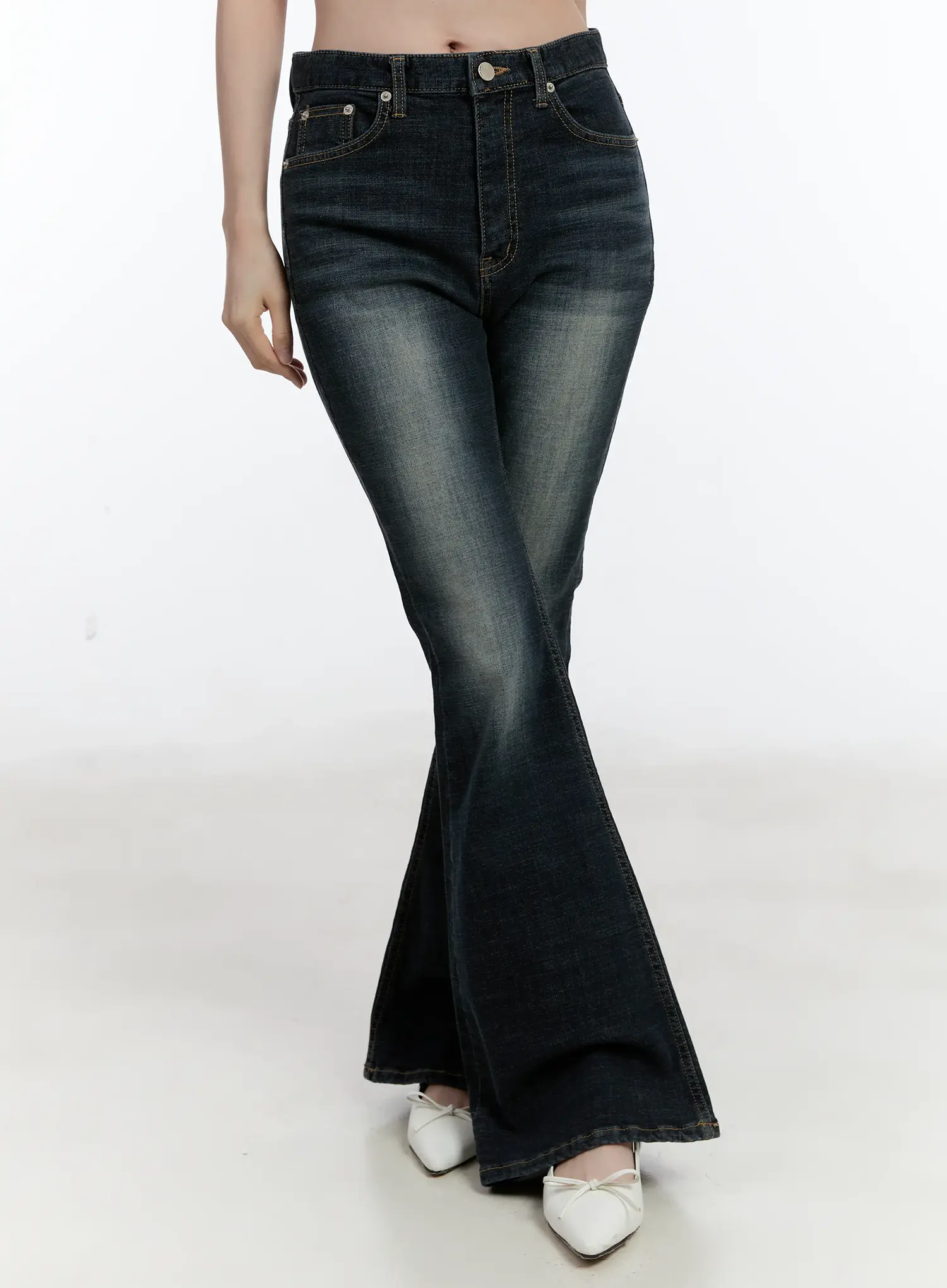 Hannah Washed Fleece-Lined Bootcut Jeans ID510 - Image 4